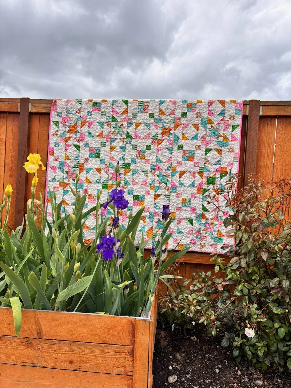 Shine So Bright Quilt Pattern by Allison Ramsing - Ruby Star Soceity Trinketry - Ruby Star Society 1-800 Notion - Fat Quarter Pattern - 6 Fat Quarter Pattern - 9 Fat Quarter Pattern - 12 Fat Quarter Pattern - 16 Fat Quarter Pattern - Sawtooth Star