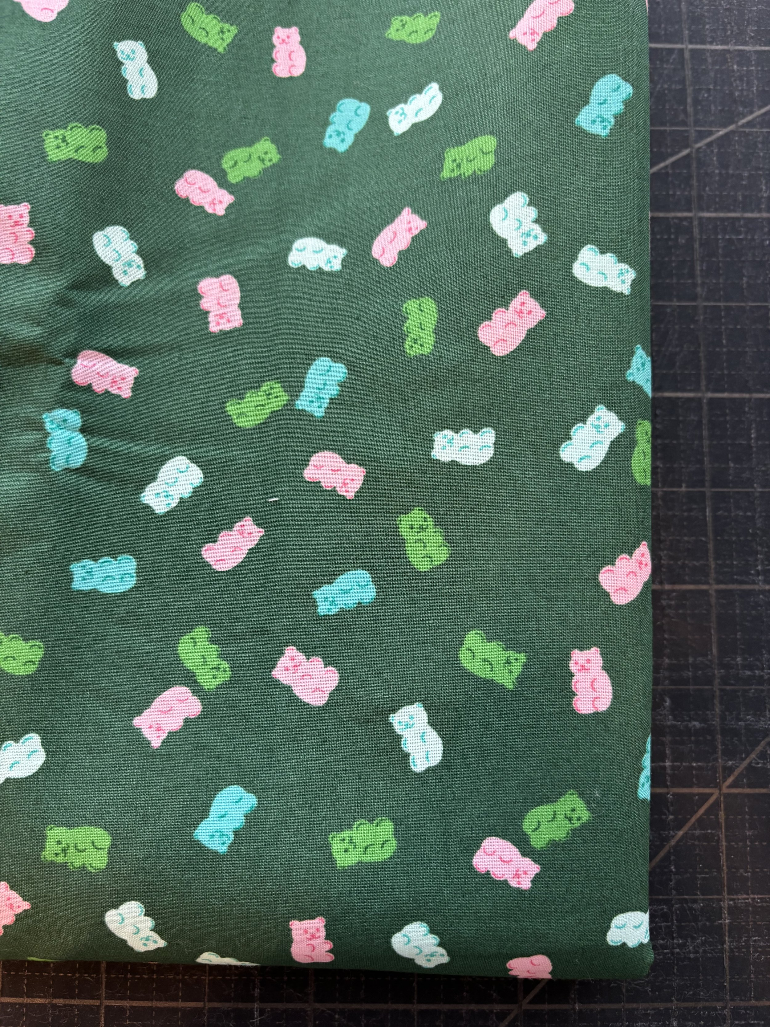 2 1/2 yds gummy bears