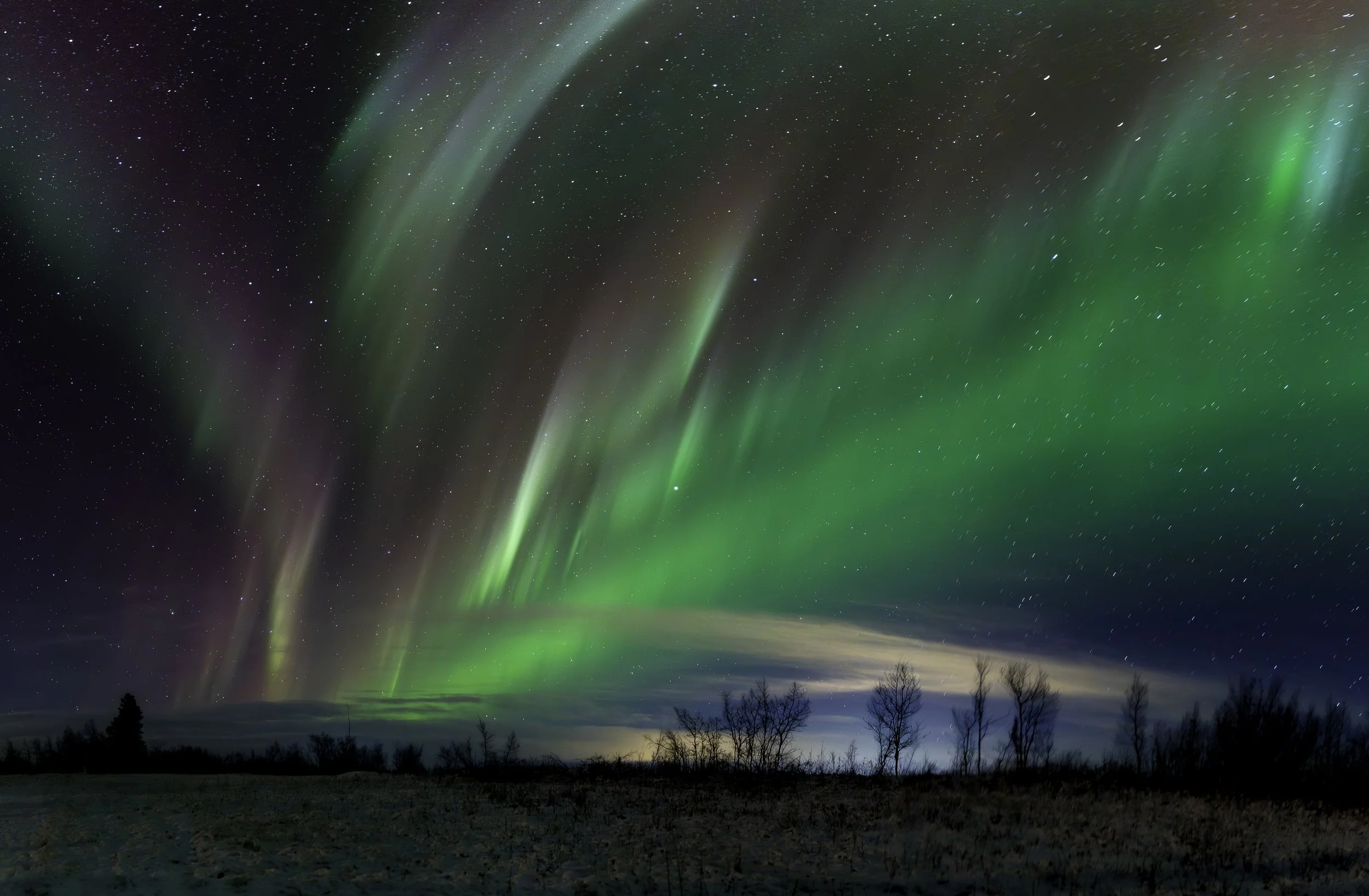 The Northern Lights Begin to Show - Fairbanks, AK