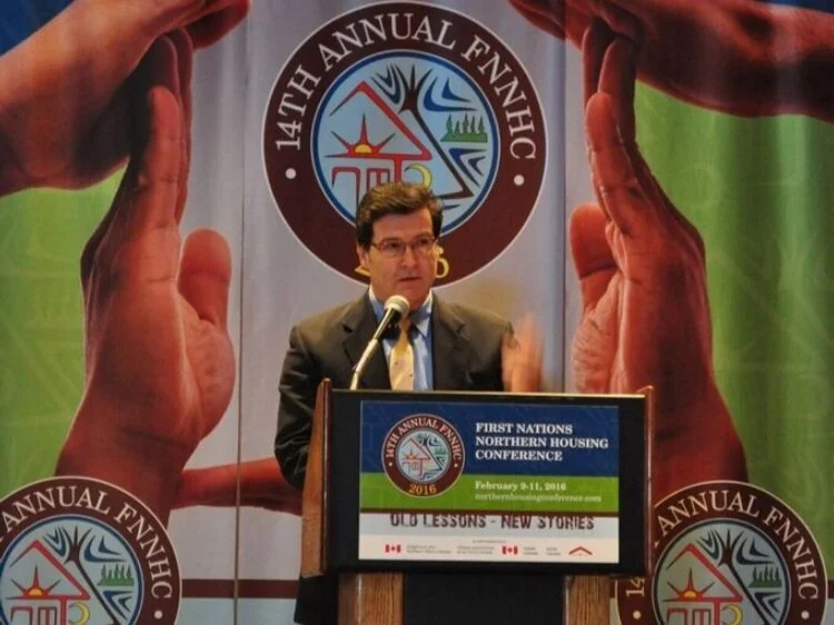 Bringing+Greetings+to+the+FN+Northern+Housing+Conference+on+Feb.+9%2C+2016.jpg.jpg