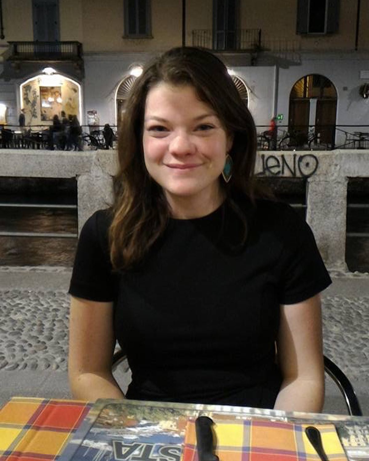 8 years ago waiting for pizza ➡️ last week 

Aka &ldquo;He mozzarella like me!&rdquo; 

Or &ldquo;Every pizza 🍕 me loves every pizza 🍕 you&rdquo; 😘

@flavtisi 😂☺️

#heknowsthewaytomyheart #pizzaforever #mangiamo #veroamore