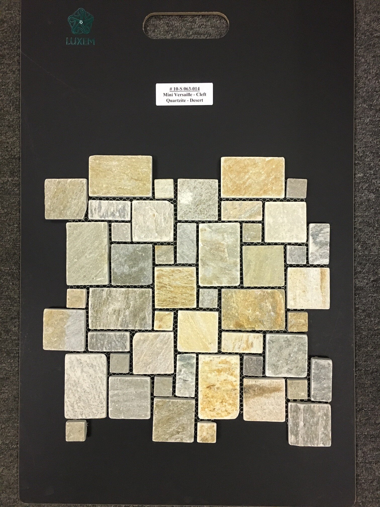 MiniVersaille_QuartziteDesert.jpg