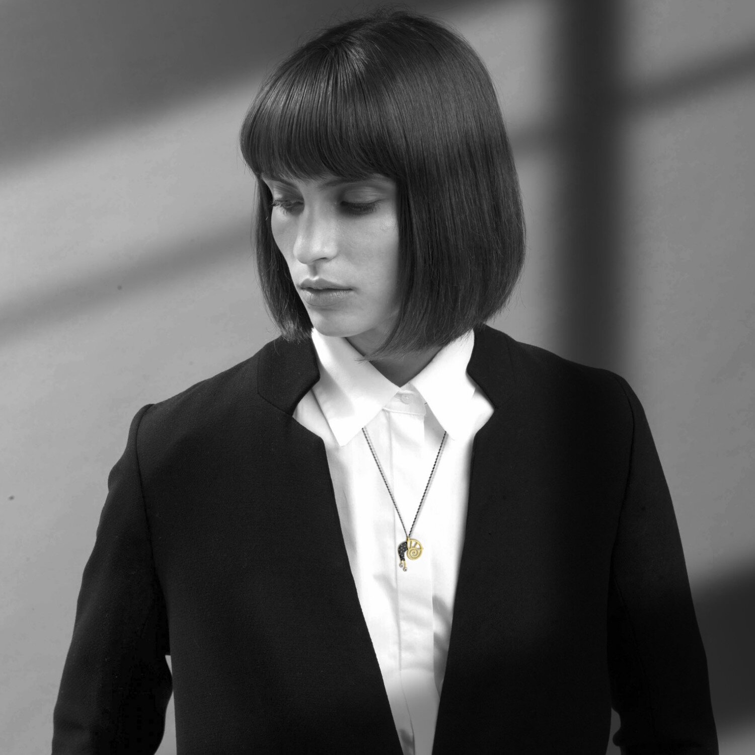 M-431 WOMAN .jpg