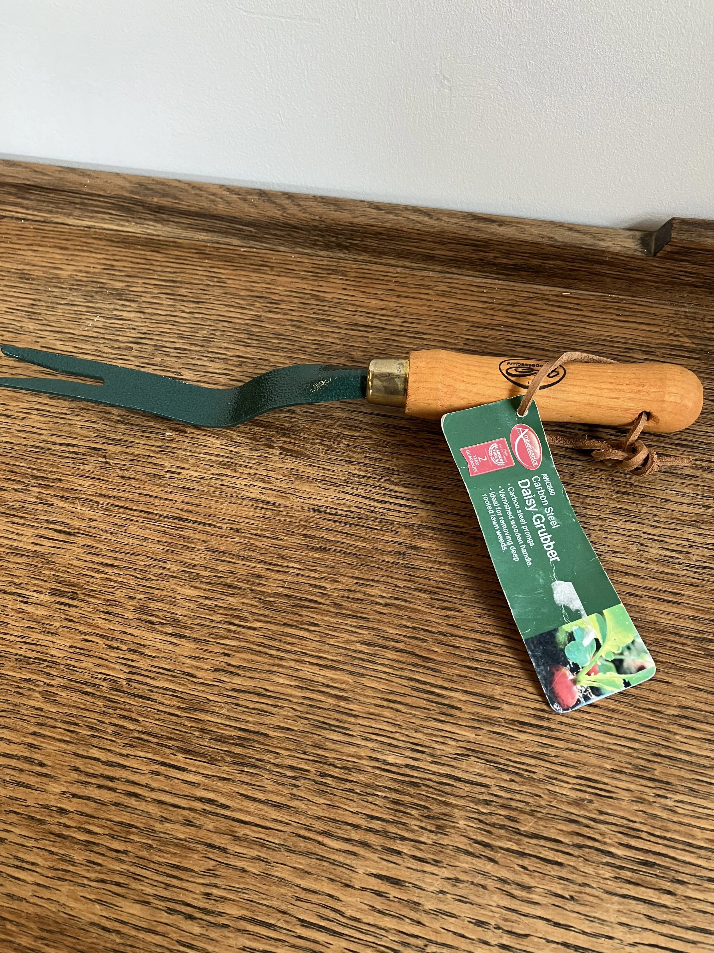 Ambassador Carbon Steel Daisy Grubber