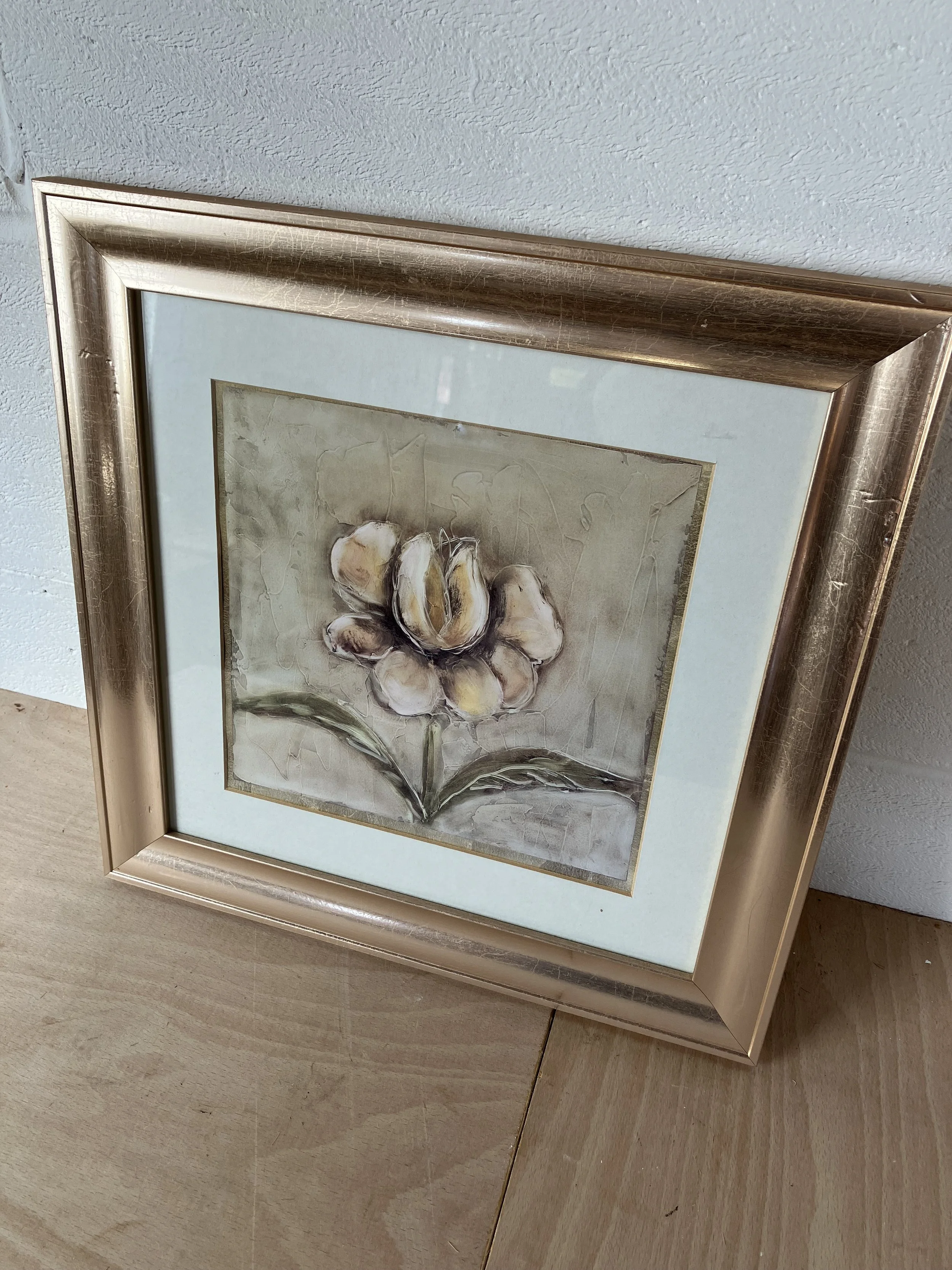 Framed Floral Print in Gold Coloured Frame