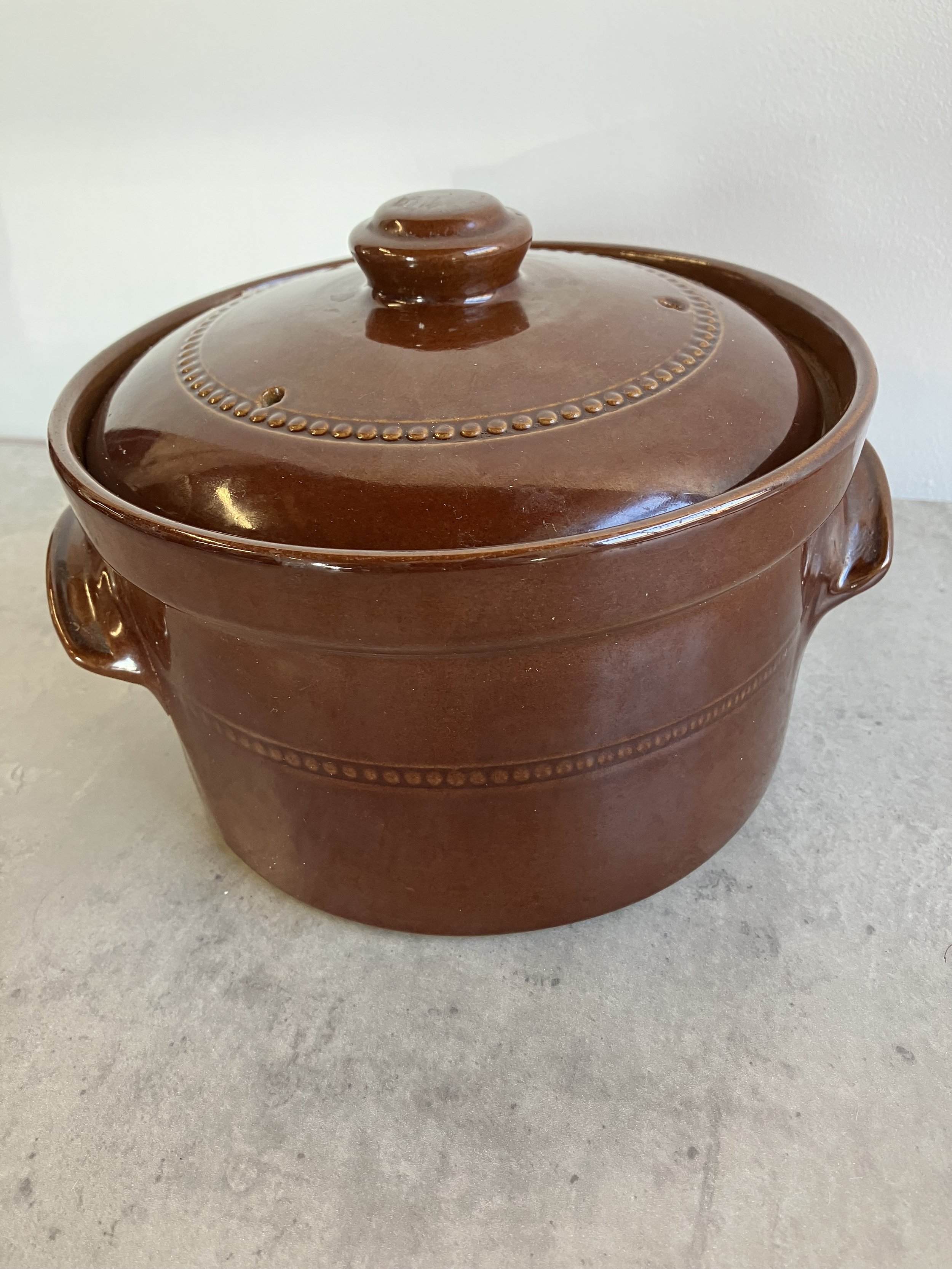 Pearsons of Chesterfield Earthenware Casserole Dish