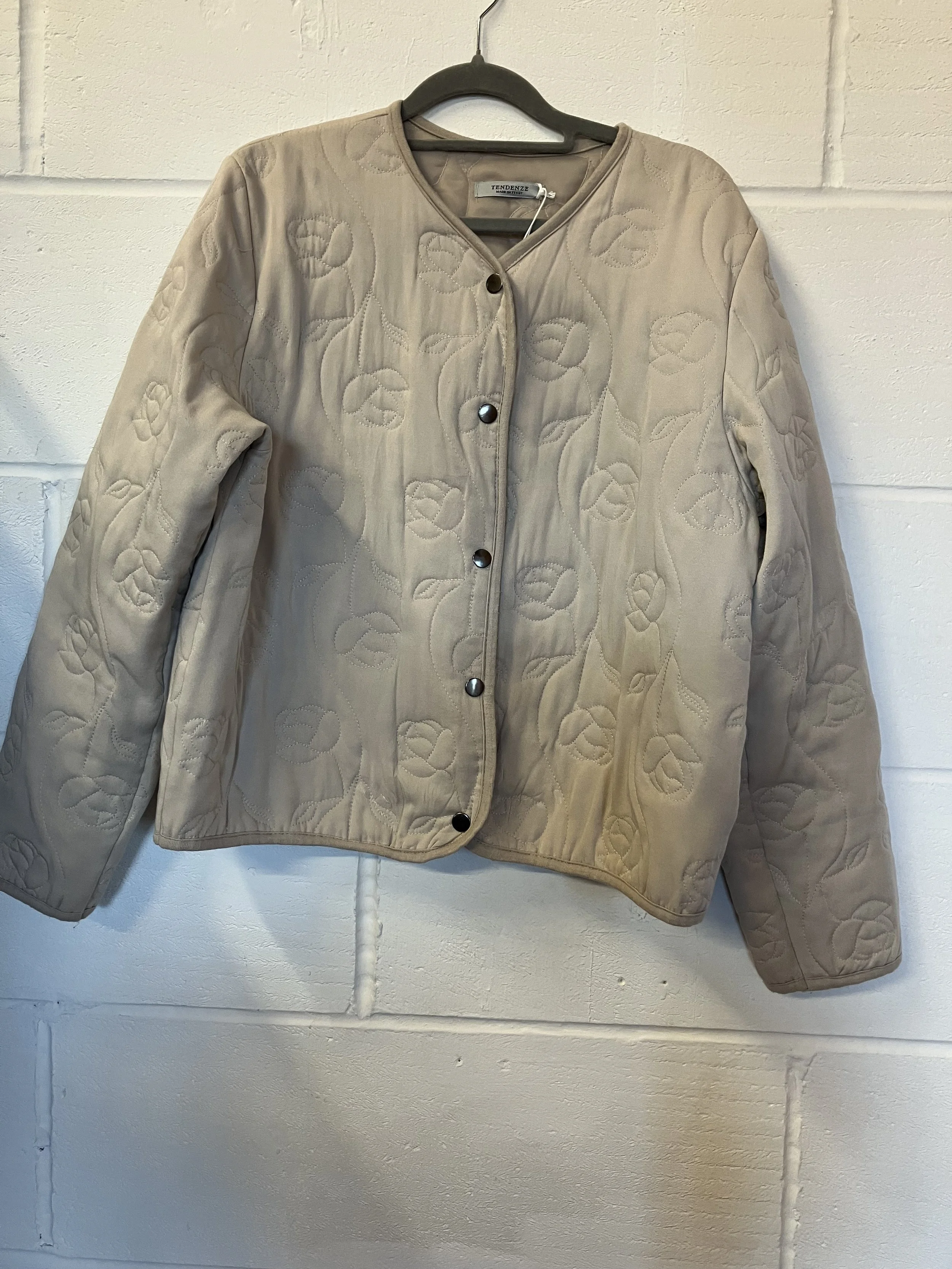 Lightweight Ladies Beige Padded Jacket by Tendenze
