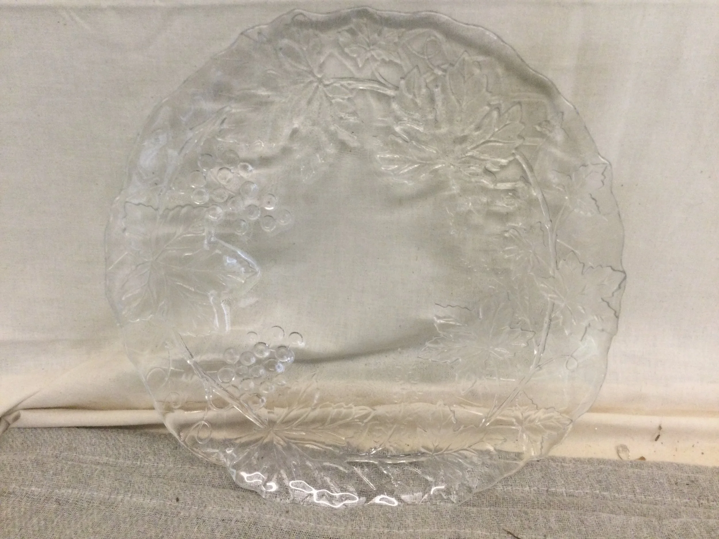 Clear Glass Round Serving Plate with Grape and Vine Leaves Pattern