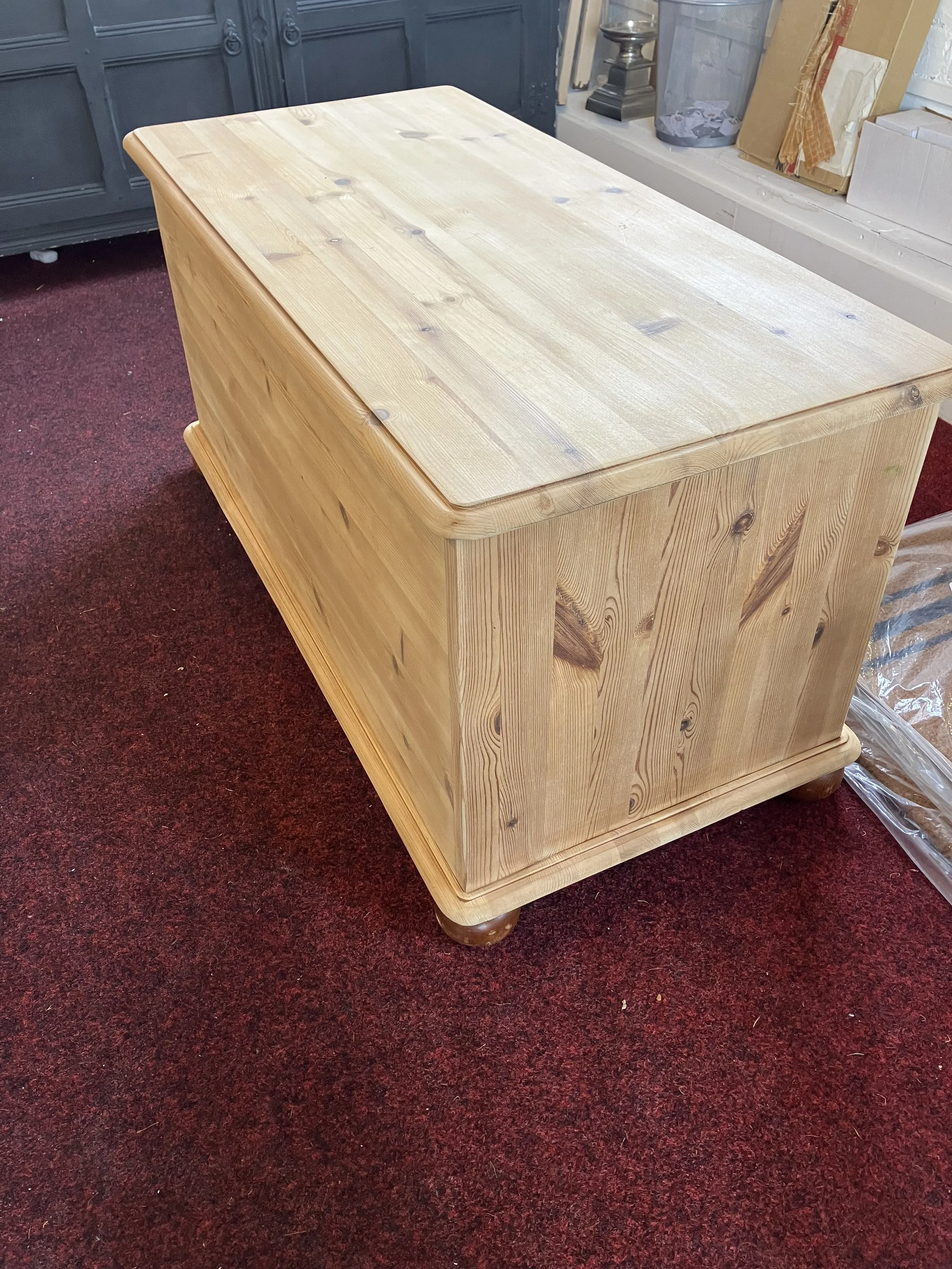 Solid Pine Blanket Box with Lid