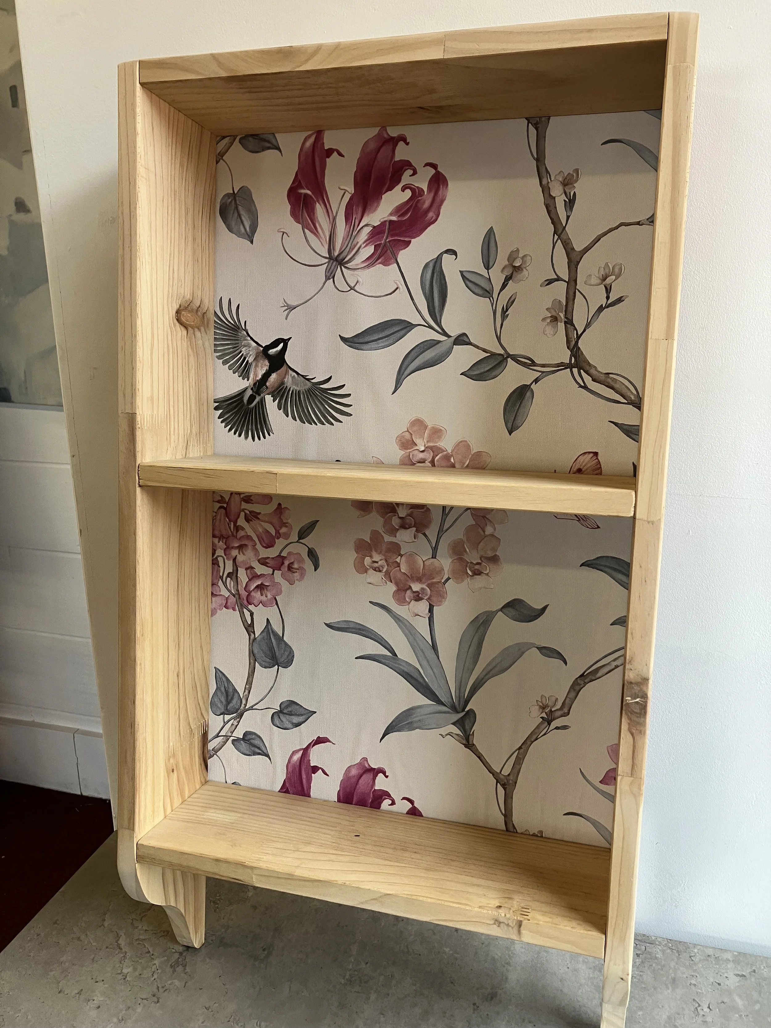 Pine Wall Mounted Shelf with Pink Flowers and Birds Patterned Back