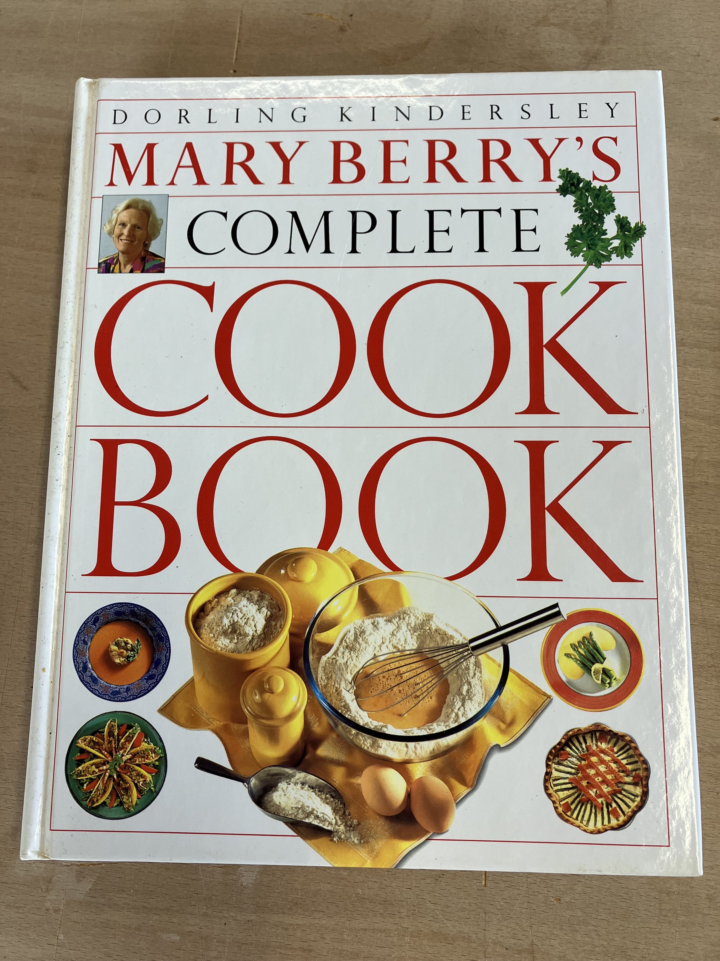 Dorling Kindersley Mary Berry's Complete Cookbook