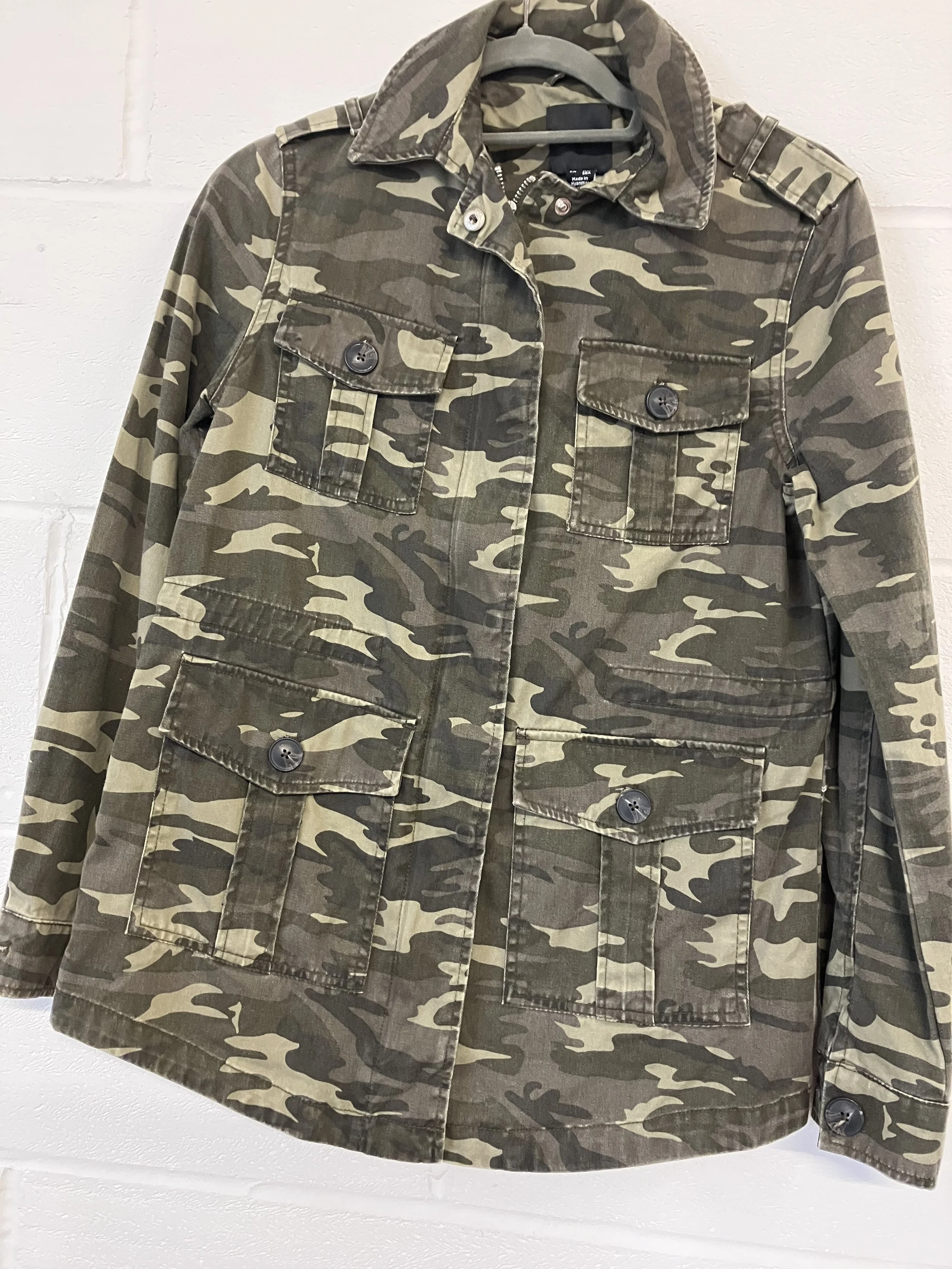 New Look Cotton Long Sleeved Camouflage Print Ladies Jacket