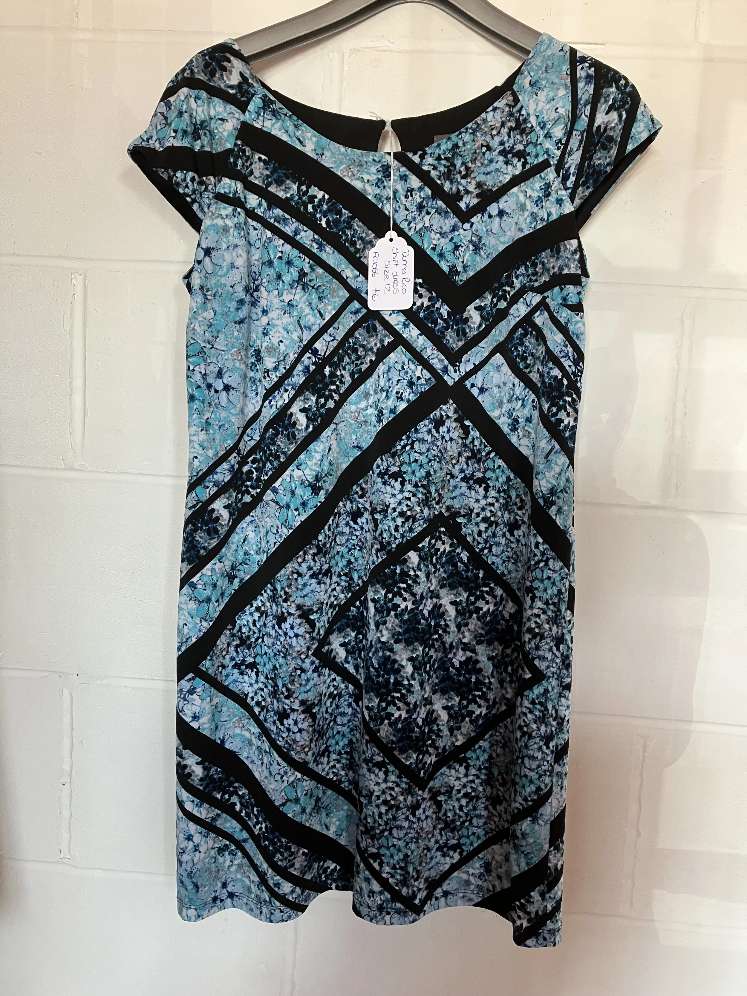 Donna Ricco Floral Patterned Shift Dress