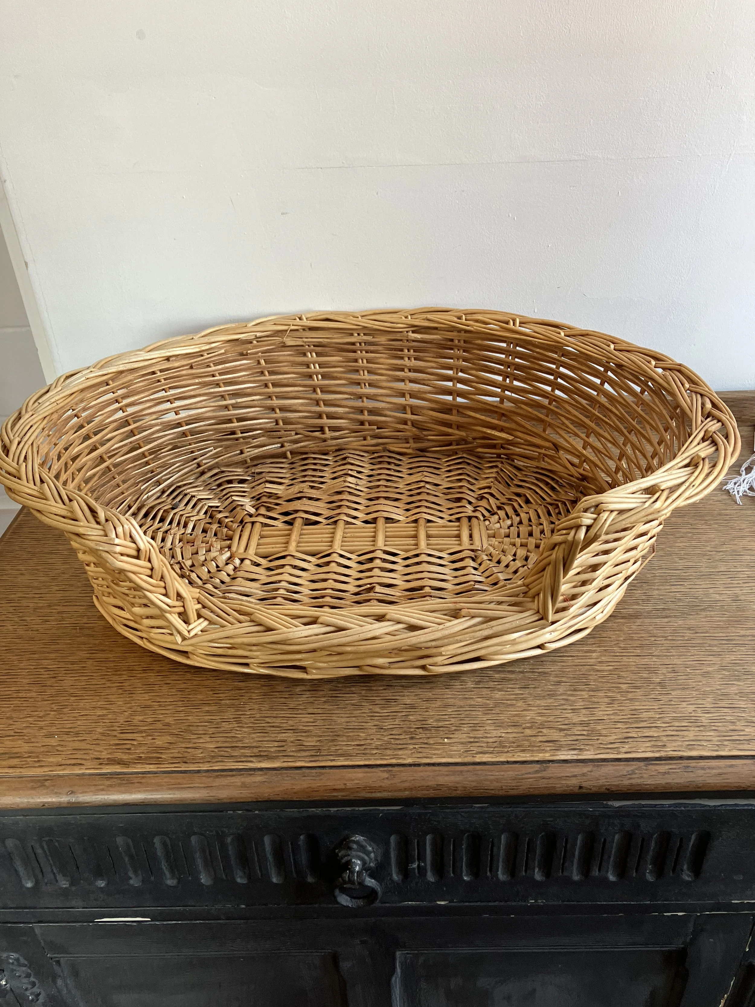 Oval Woven Wicker Pet Bed with Low Front