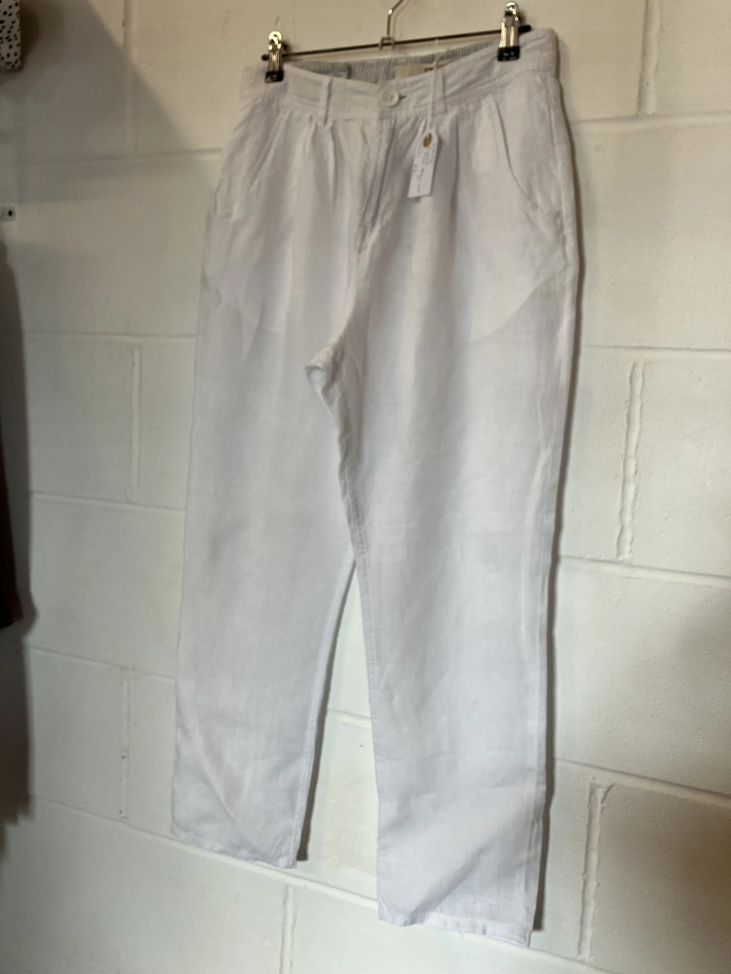 Ladies DKNY Pair of White Linen Straight Leg Trousers