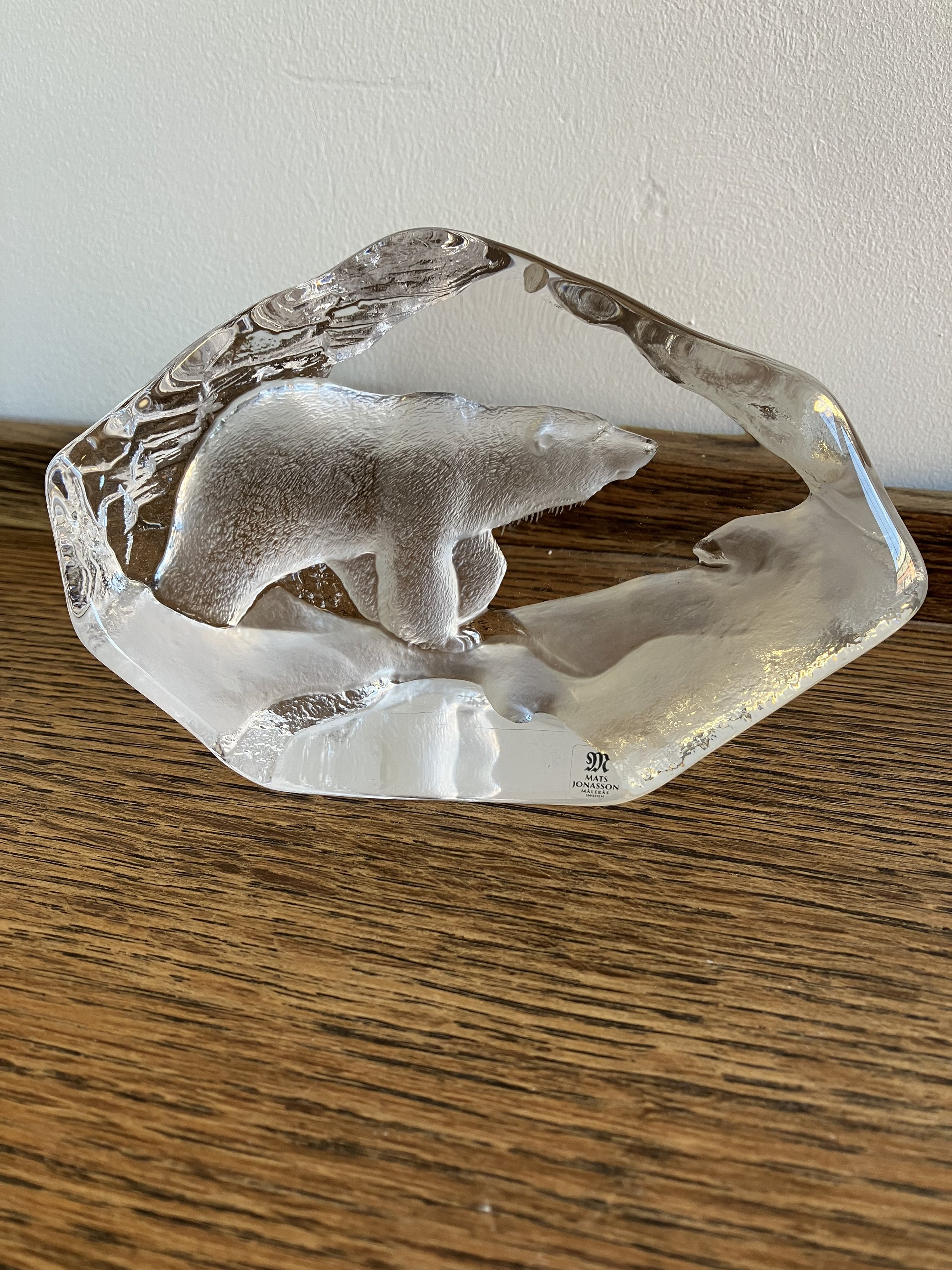 Mats Jonasson Swedish Crystal Paperweight Depicting Polar Bear