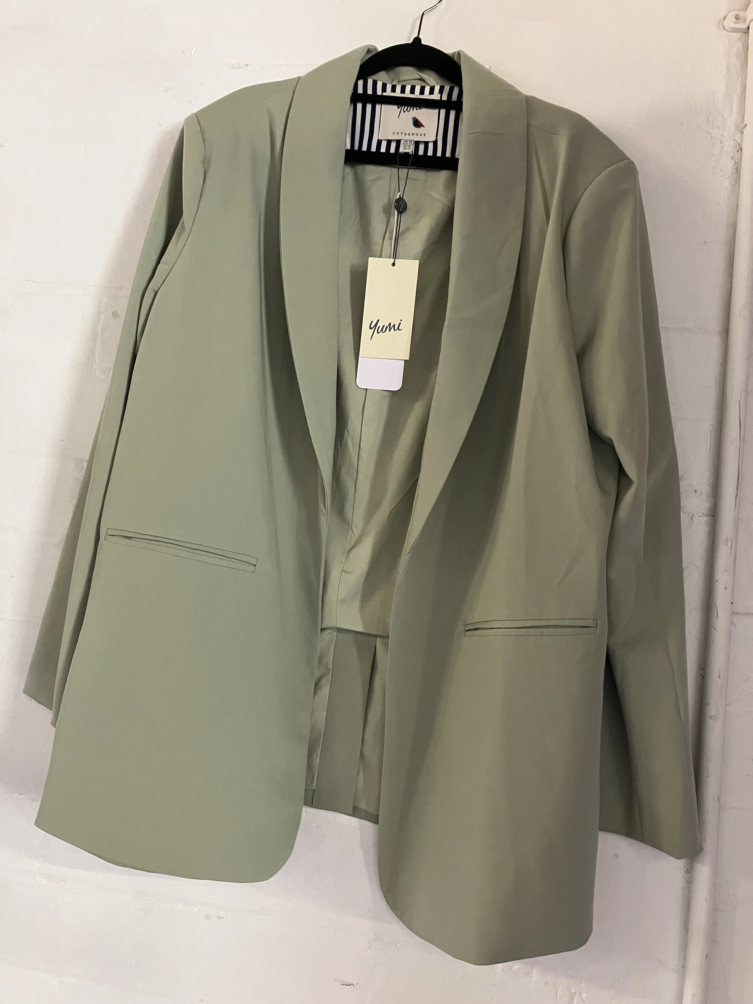 Ladies Sage Green Long Sleeved Blazer by Yumi