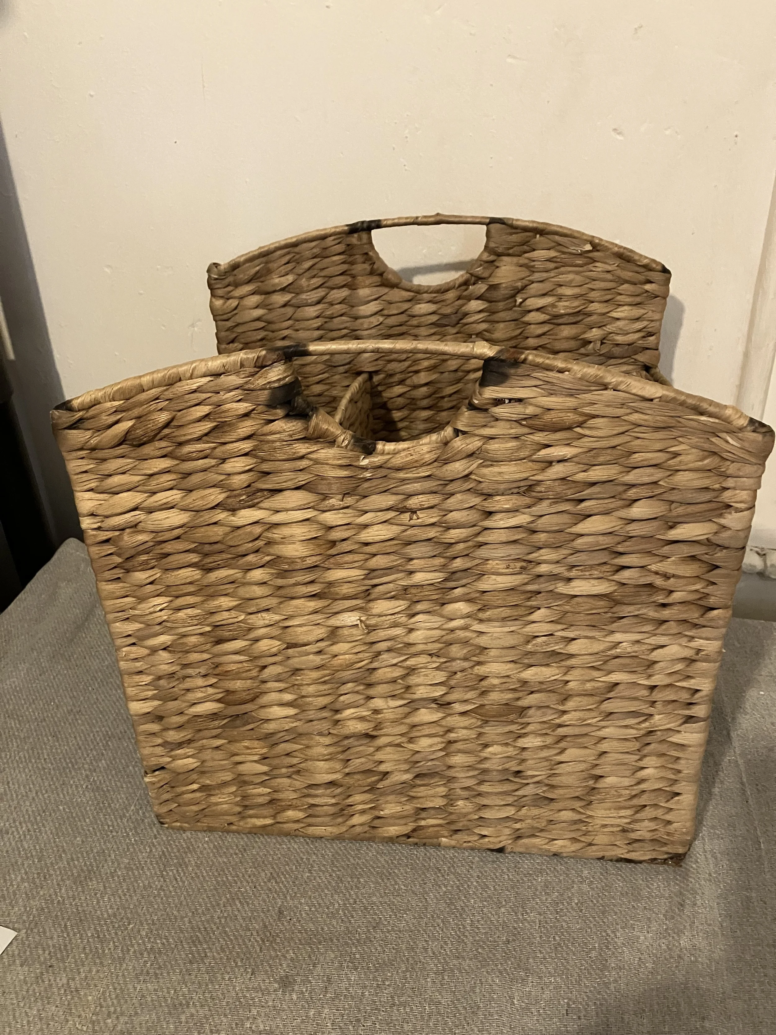 Rectangle Woven Water Hyacinth Magazine Rack