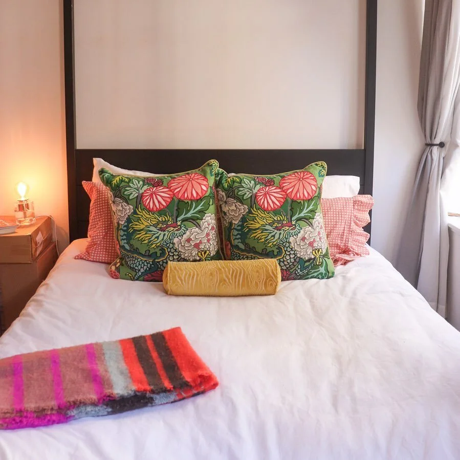 To catch a rare sighting of my bed made, head to the blog for my apartment tour 🛏