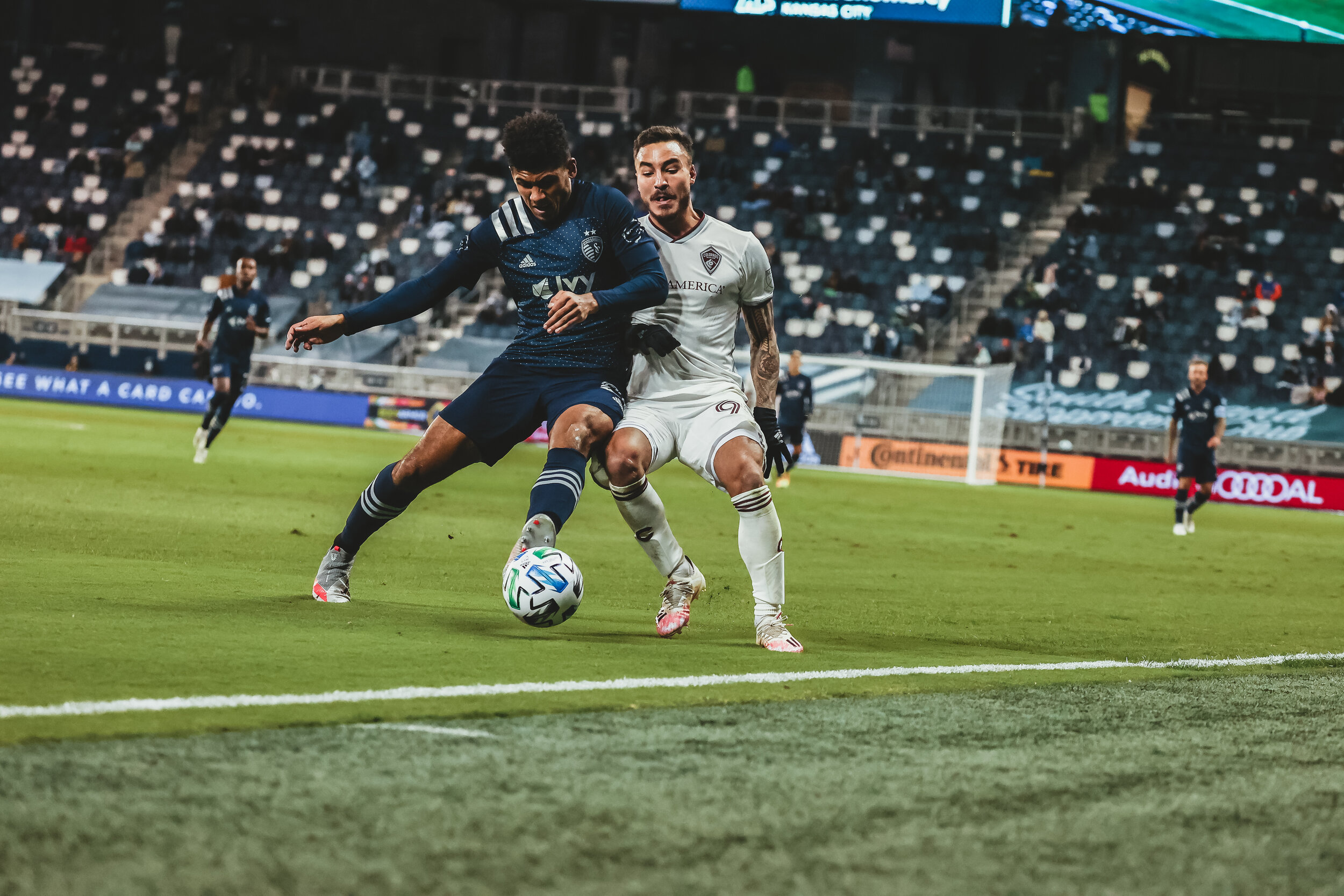 2020.10.24_SKCvCOL-EK14.jpg