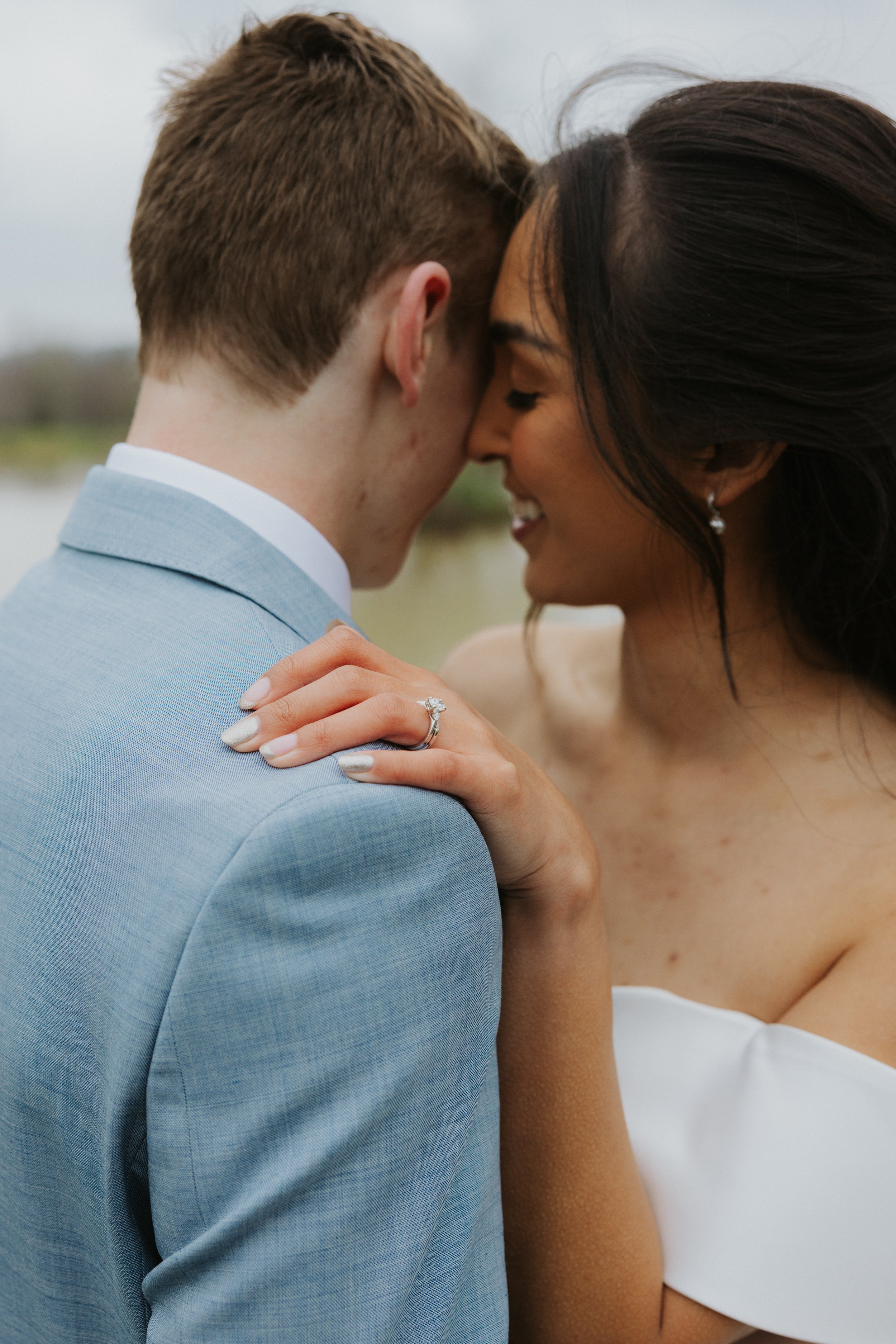Christina_and_Connor_Sneak_Peeks-27.jpg