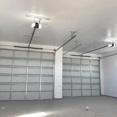 YOUR SMART GARAGE DOOR