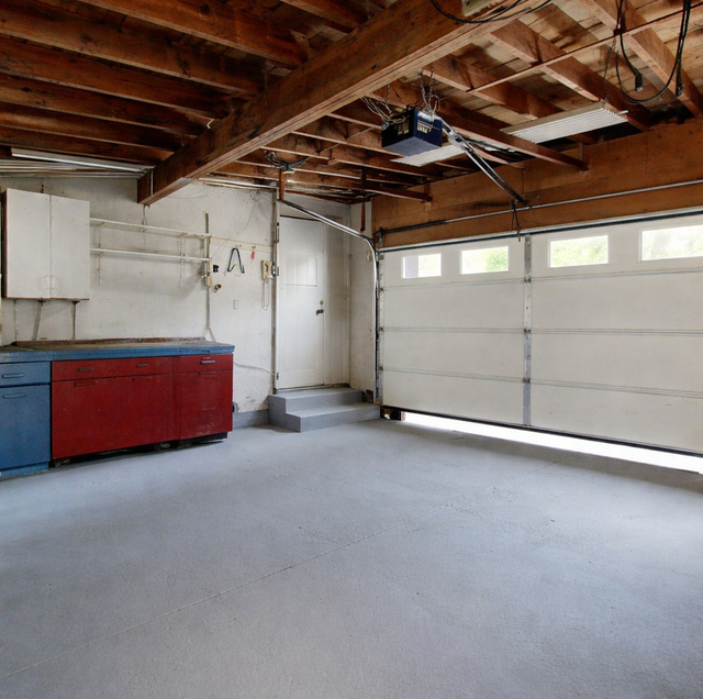 Garage Door Won’t Close and Leaves a Gap? 7 Causes