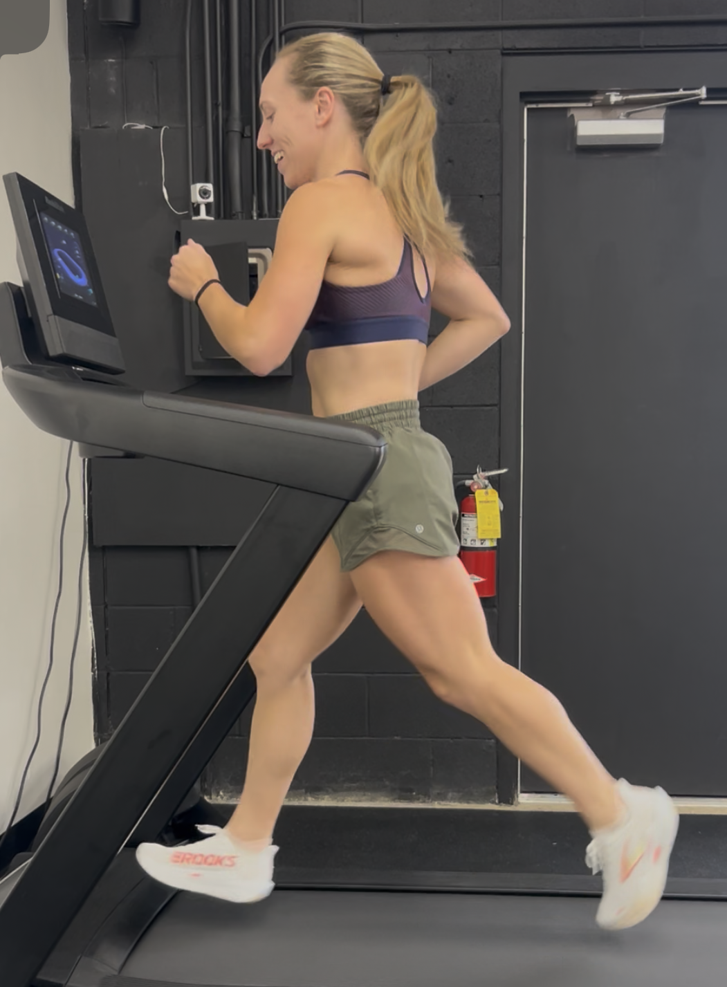 female runner.png