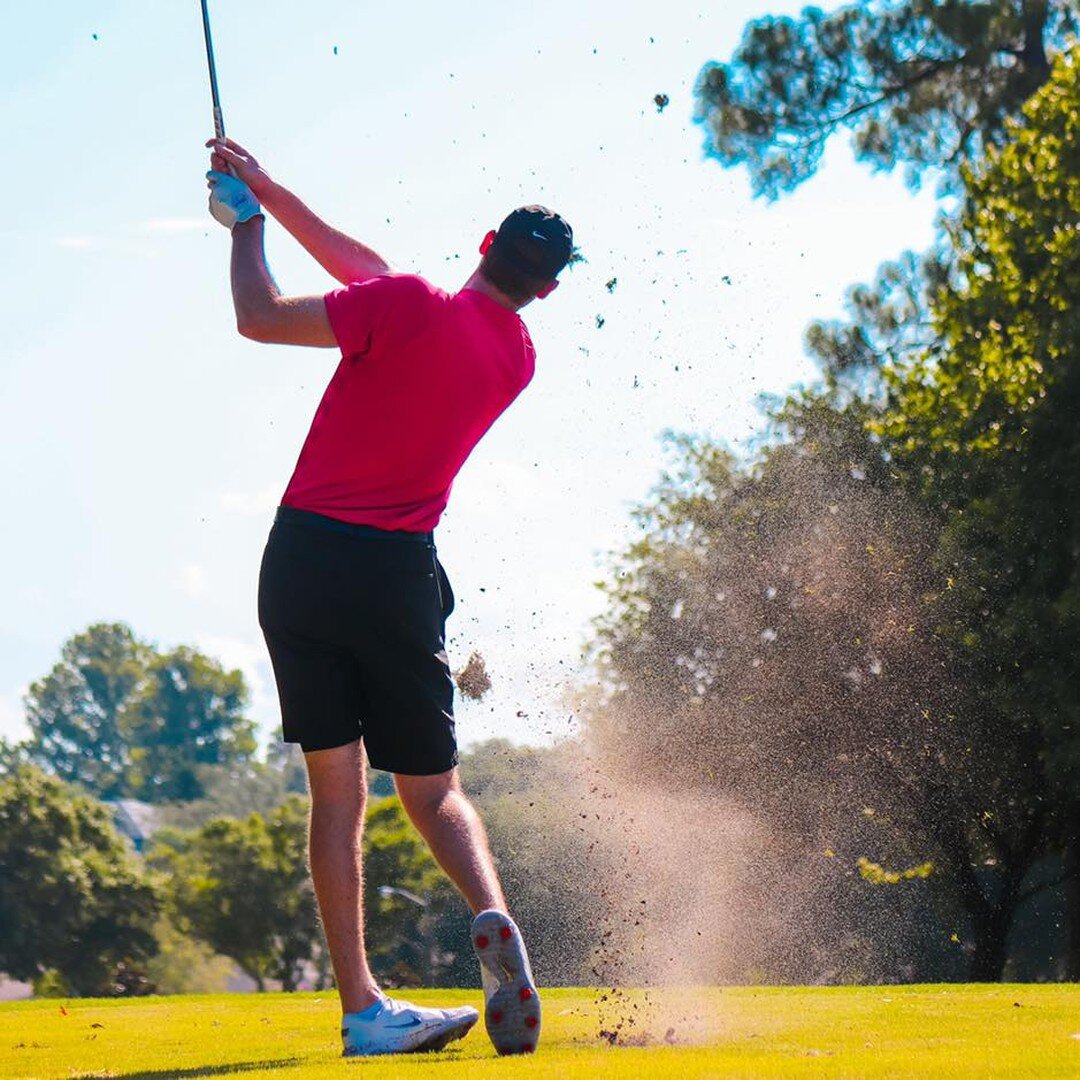 Do you love to golf? Are you looking to improve your performance? Golfing is a great outdoor recreational sport. Sometimes repetitively playing the sport can be tough on your shoulders, elbows, wrists, knees, and even your back! We know that these sm