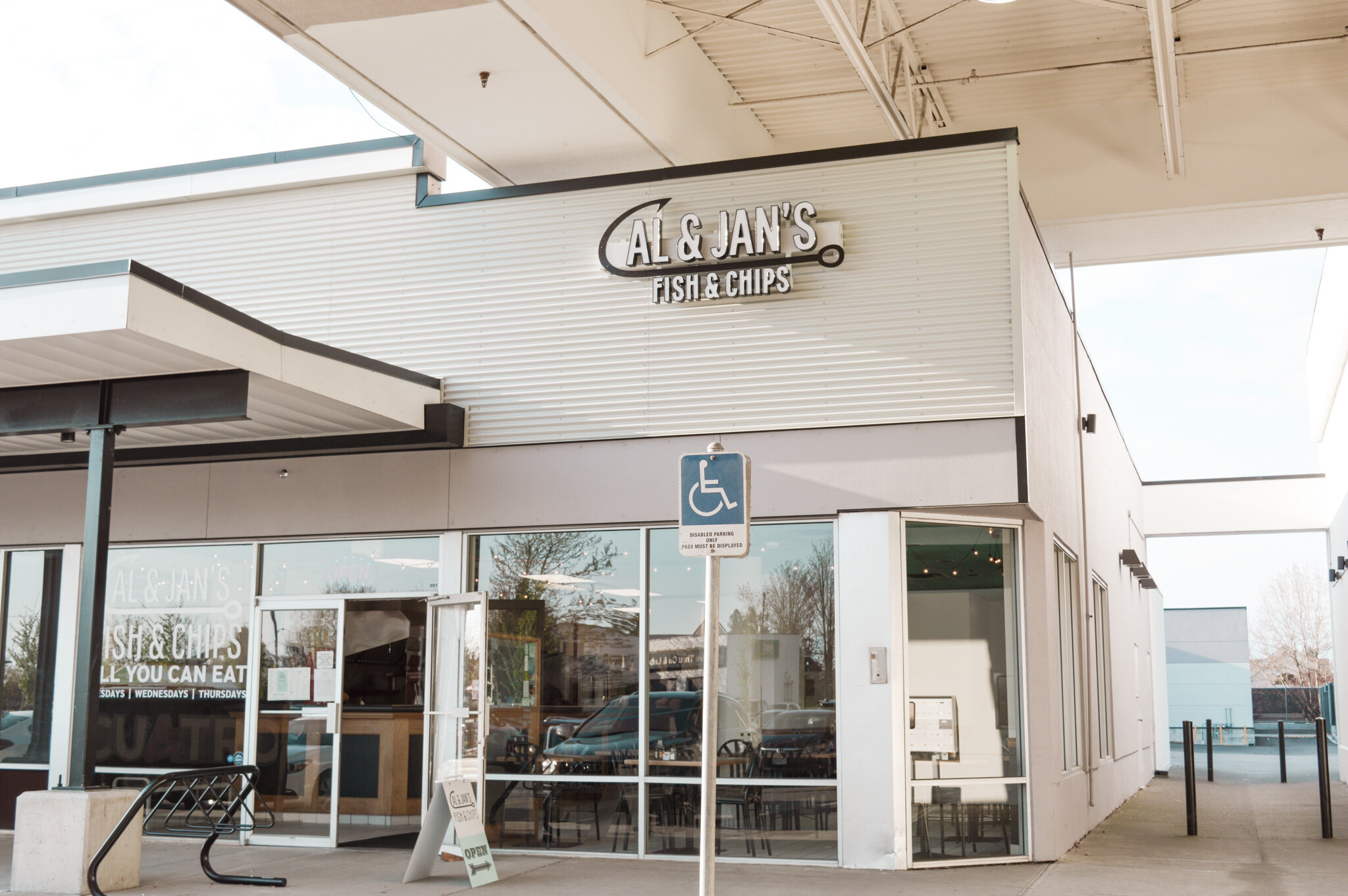 Better than a Google-street image, am I right?