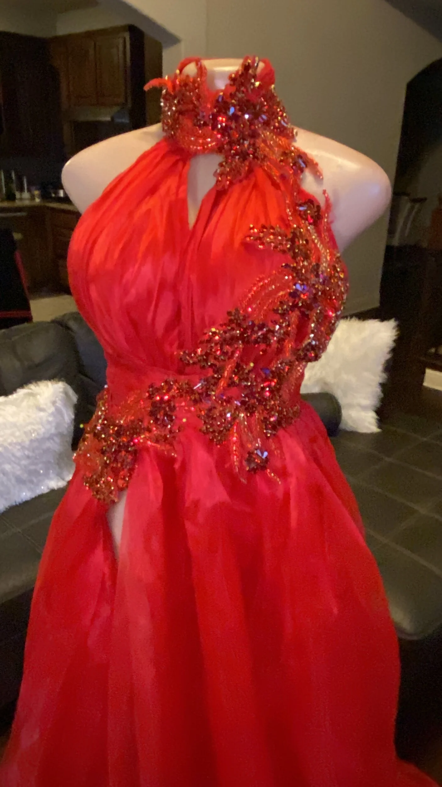 81B6D636-A901-4999-BCDB-679E43499979