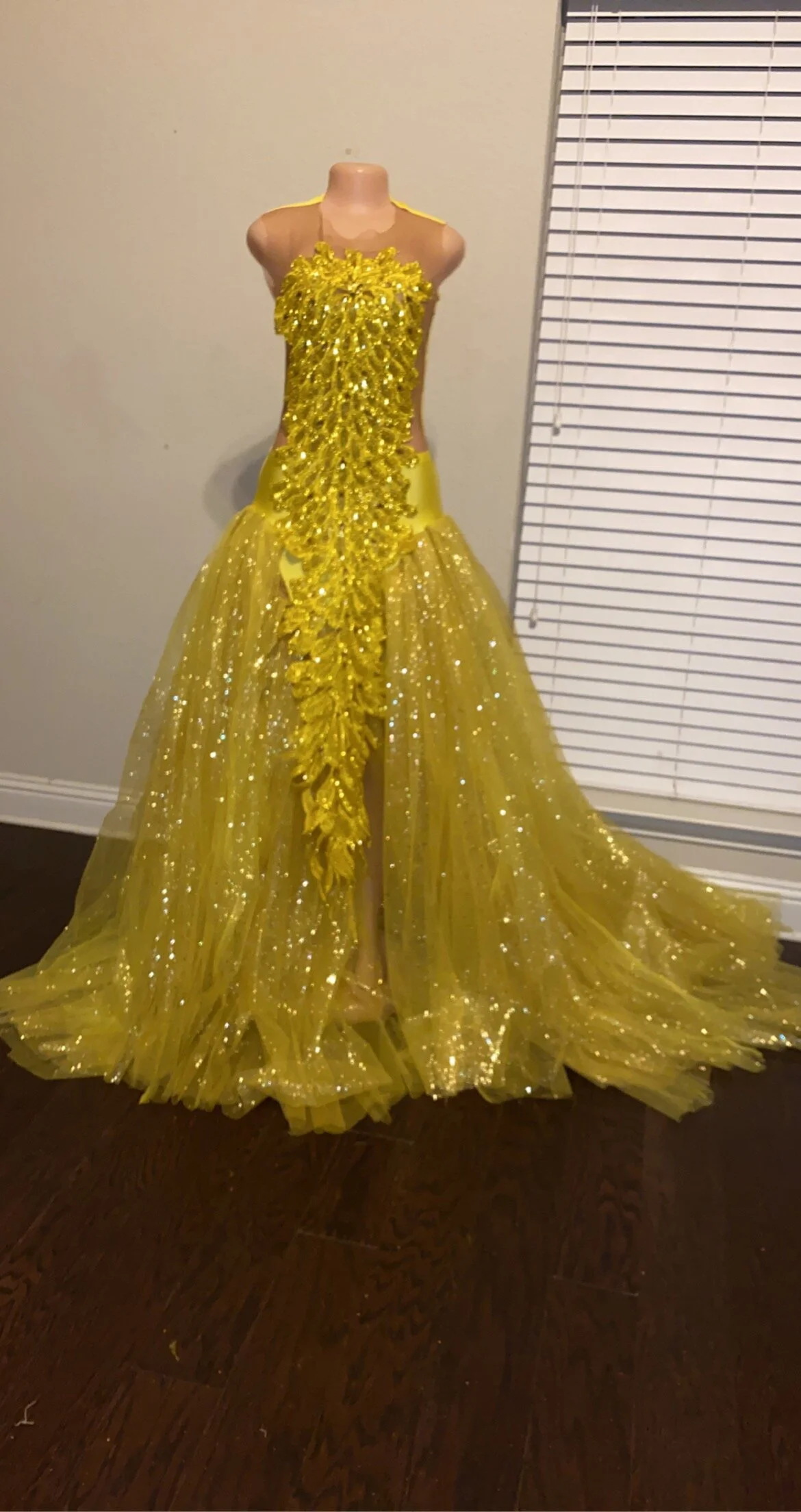 FD880F5F-0617-4DCC-A998-4A2FB2F81814