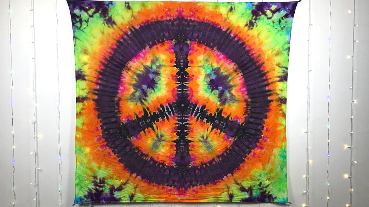 Riahs Tie Dye
