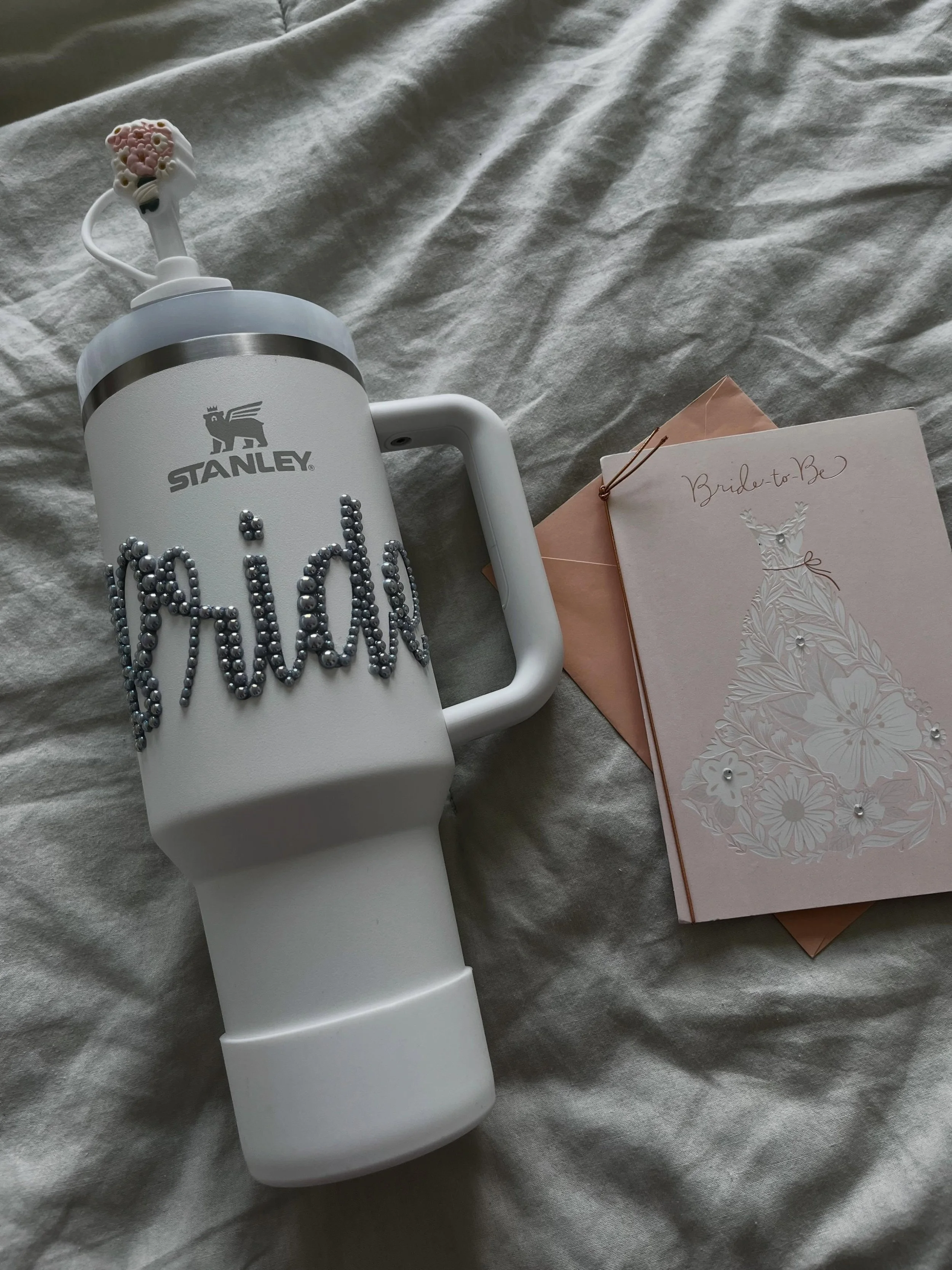 Going to the chapel 🥰 Bride tumbler for a bride to be! 
Miss ➡️ Mrs. 

#brides #instagrambride #bridetumbler