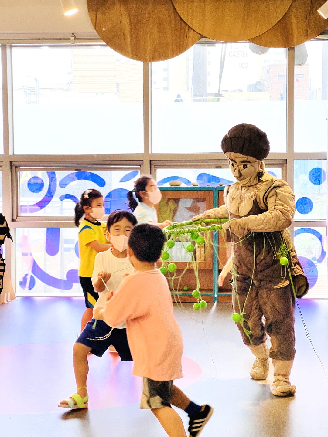 Isis Performance_Eunyoung Park, Push and Pull,2022.JPG