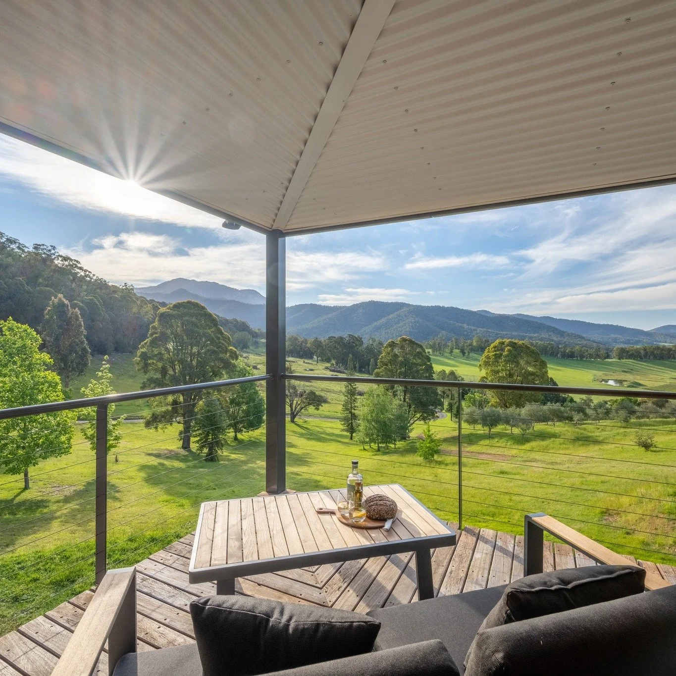 Bringing in the New Year in style! Hell YES to an amazing year ahead 👏🏼