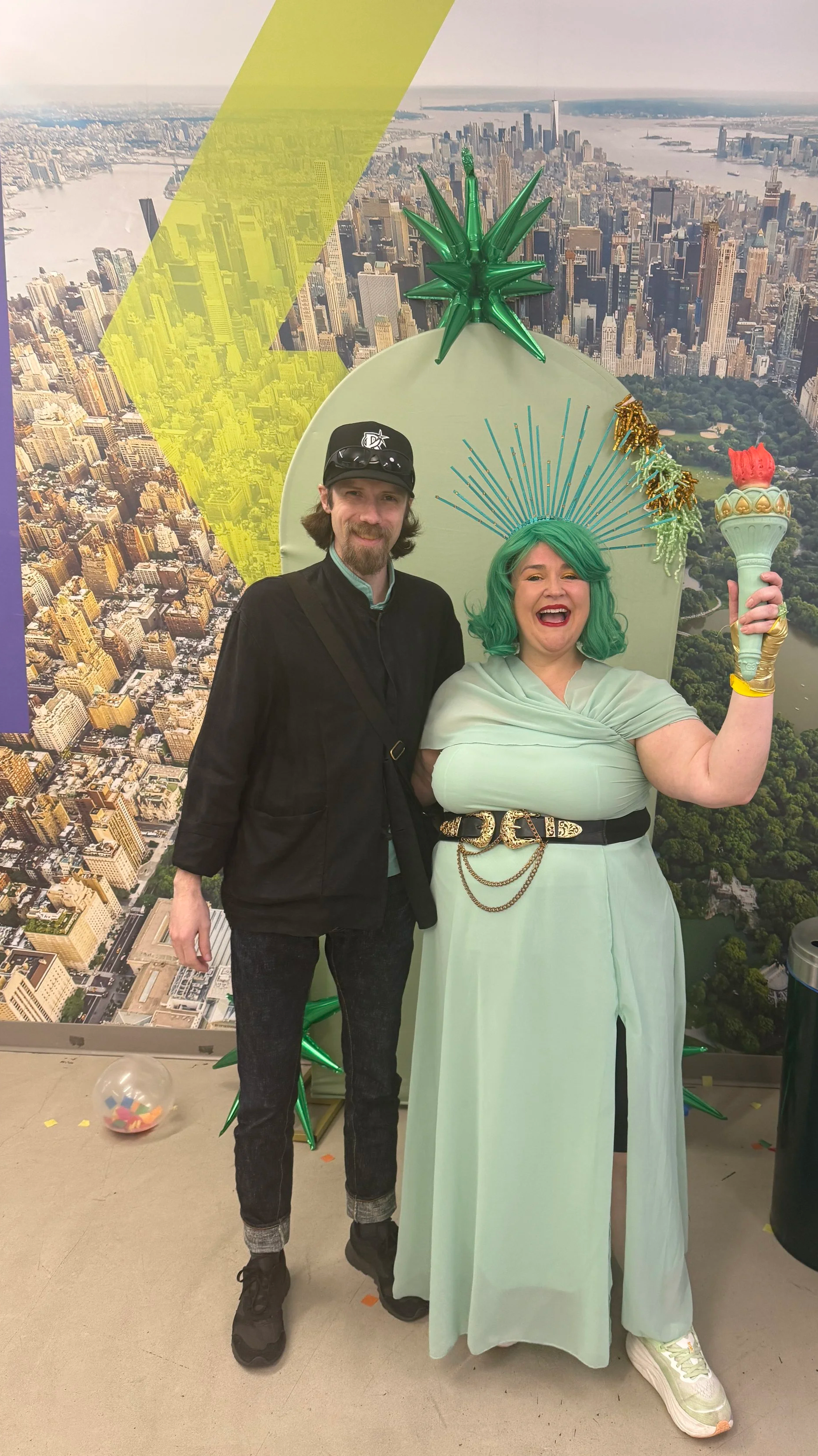 Statue of Liberty performer for corporate event
