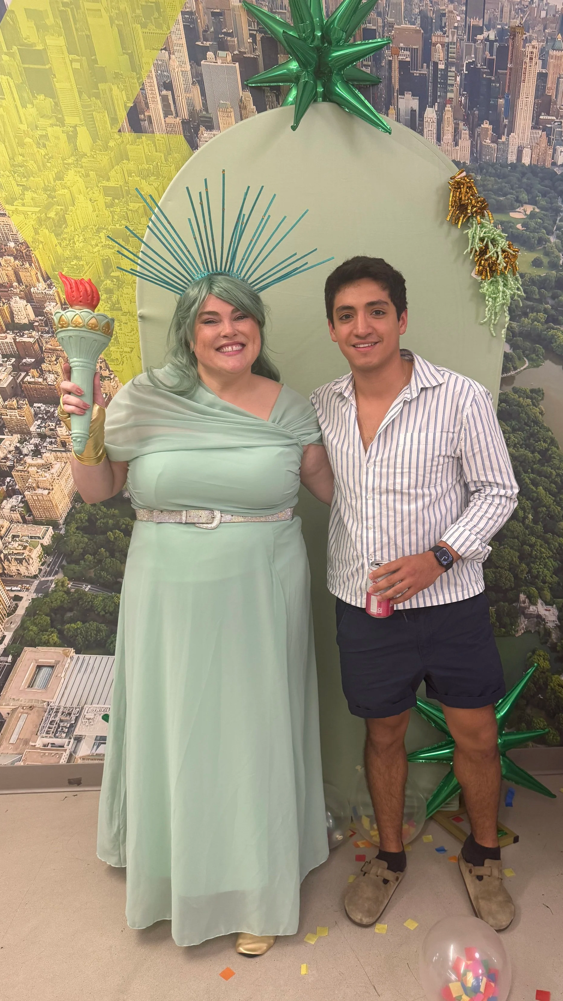 Statue of Liberty performer for corporate event
