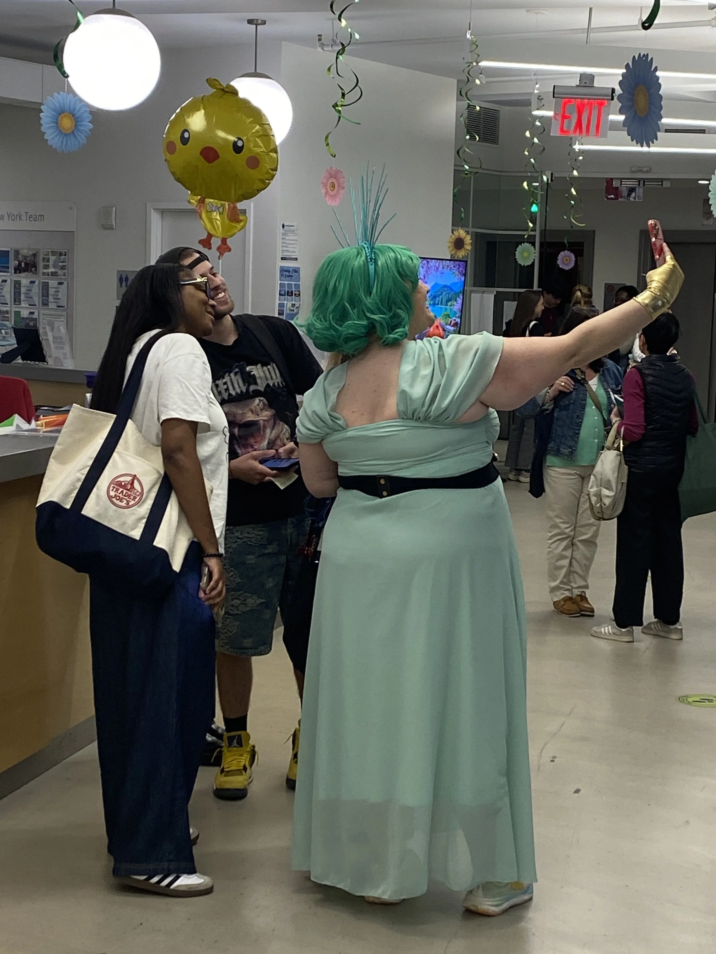 Statue of Liberty performer for corporate event