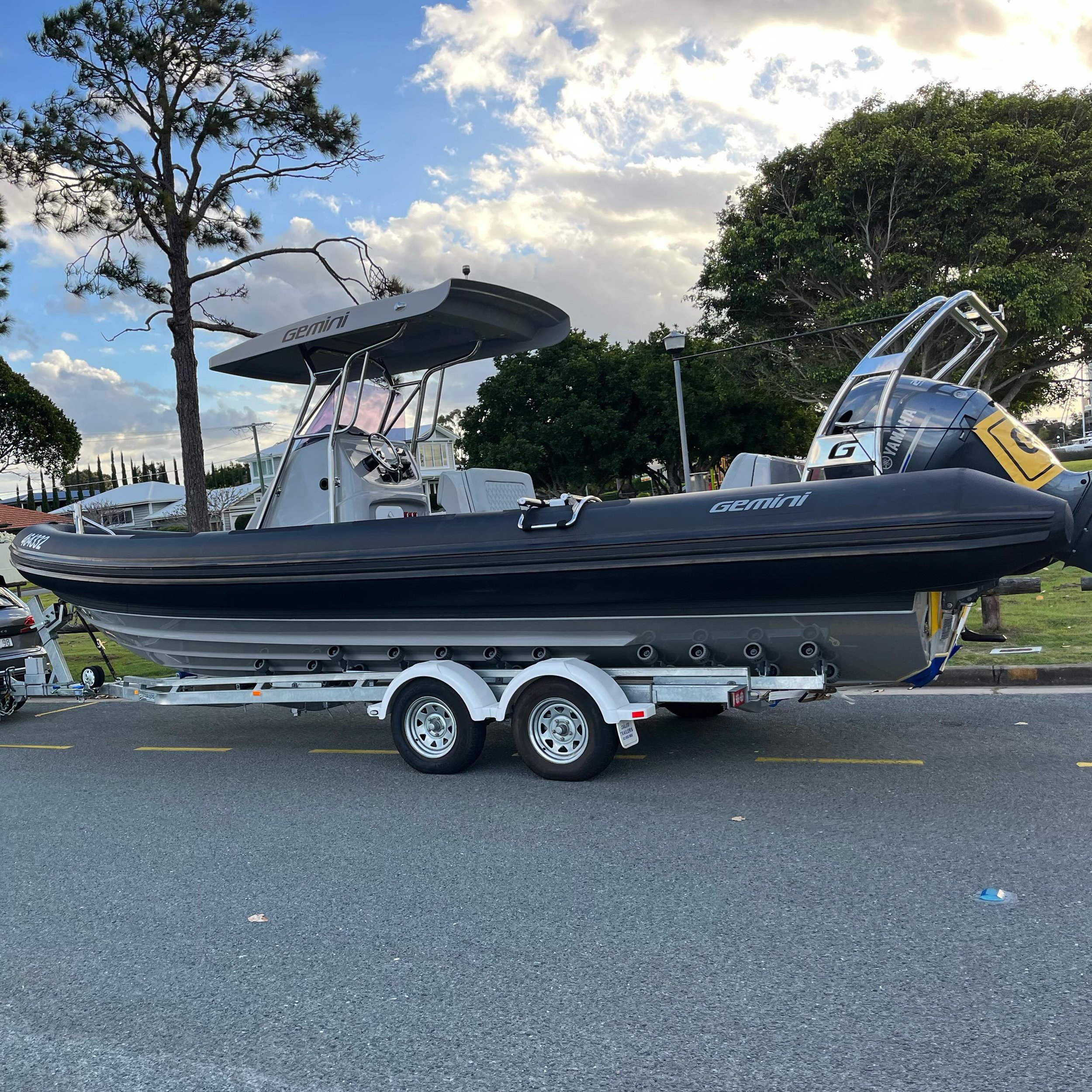 Just another happy customer taking delivery of his #GeminiX #Waverider880 purpose built for a 2c commercial survey. 

#GeminiBoats #RigidInflatableBoat #CenterConsole #AustralianBoatSales