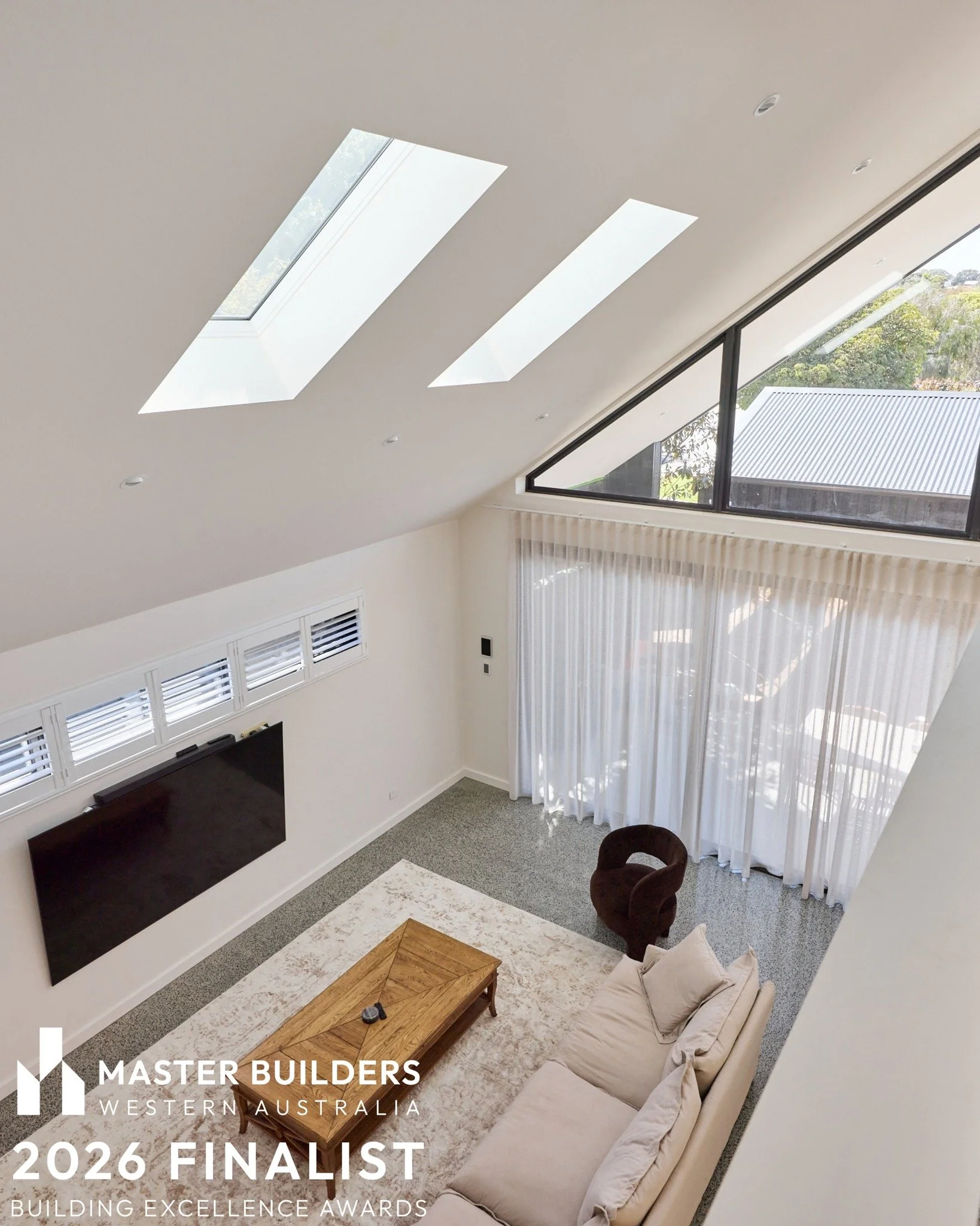 Another look at our 2026 Master Builders WA finalist project ✨

Skylights pouring in natural light, a staircase that steals the show, and bathrooms finished in warm timber and soft, natural tones. We still love every corner of this one.

Construction