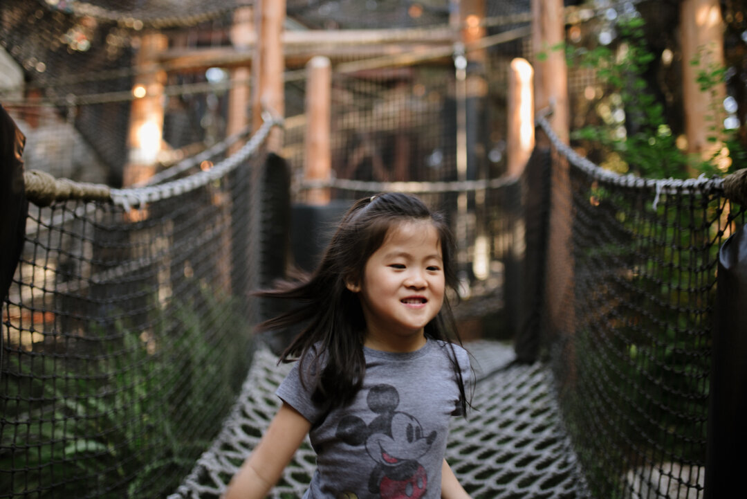 Disneyland+mini+documentary+family+session+by+Los+Angeles+photographer+Tiffany+Luong+(12).jpg