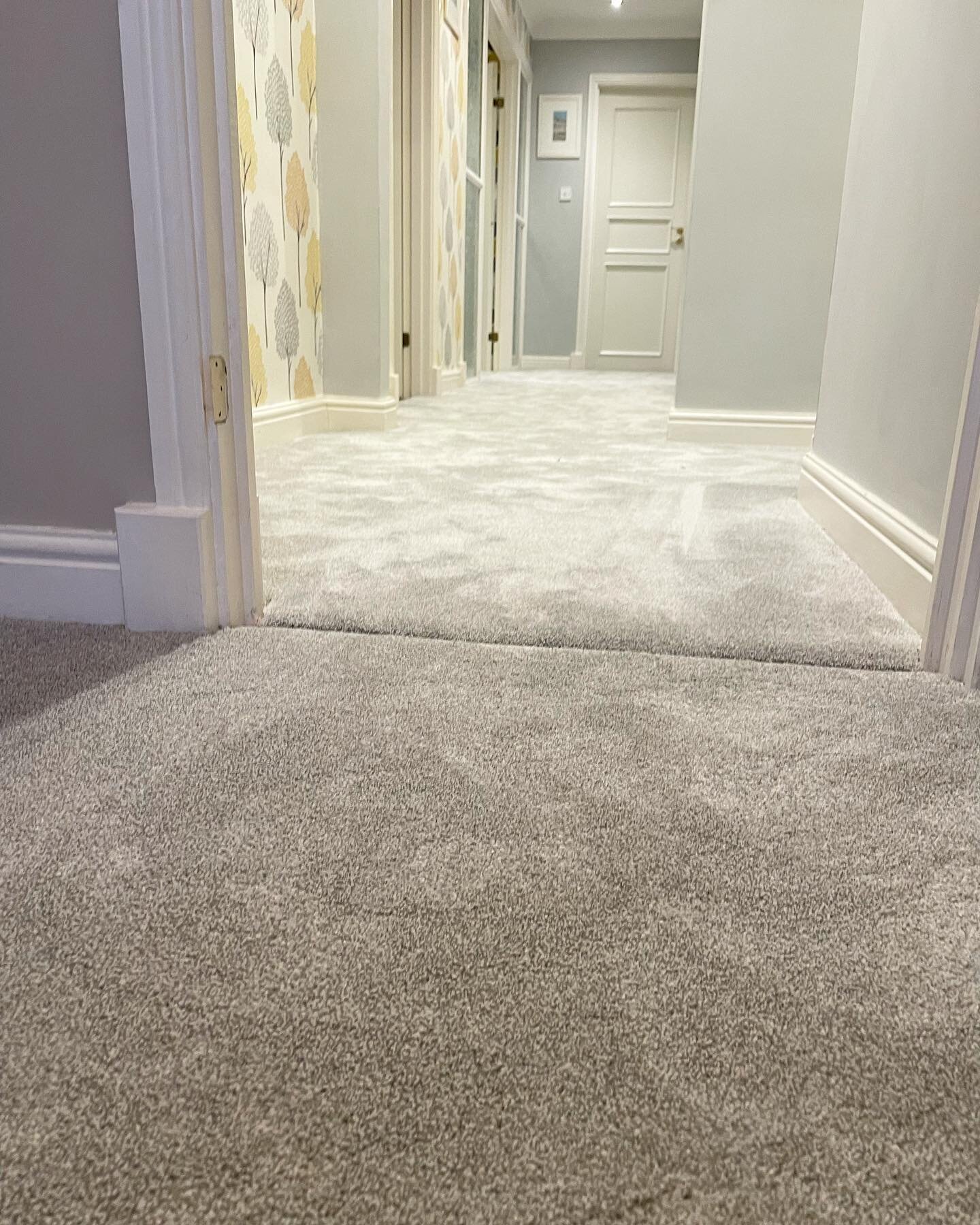 Soft touch luxury deep pile Saxony in pale graphite fitted in a bungalow this week for a wonderful couple based in Warwickshire.

Give us a call on ☎️ 07977909904 to arrange to speak to an expert with more than 20 year&rsquo;s experience in the comfo