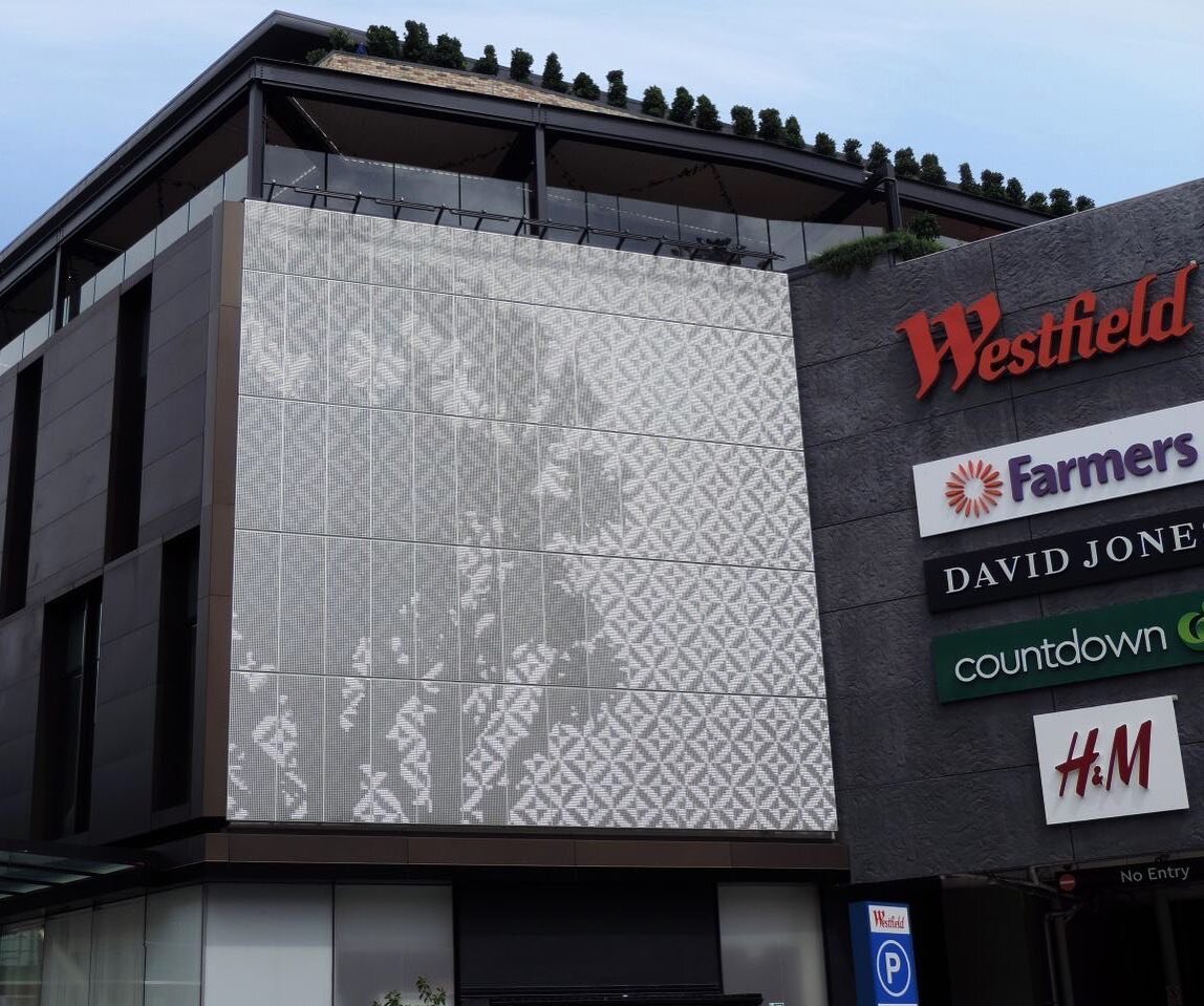 Here is one of our Ombrae Optical Tile projects installed at Westfield Newmarket Shopping Center in Newmarket, Auckland. The aluminium façade panels have been installed in 3 different locations on Westfield Newmarket: Clovernook Road, Broadway, and 