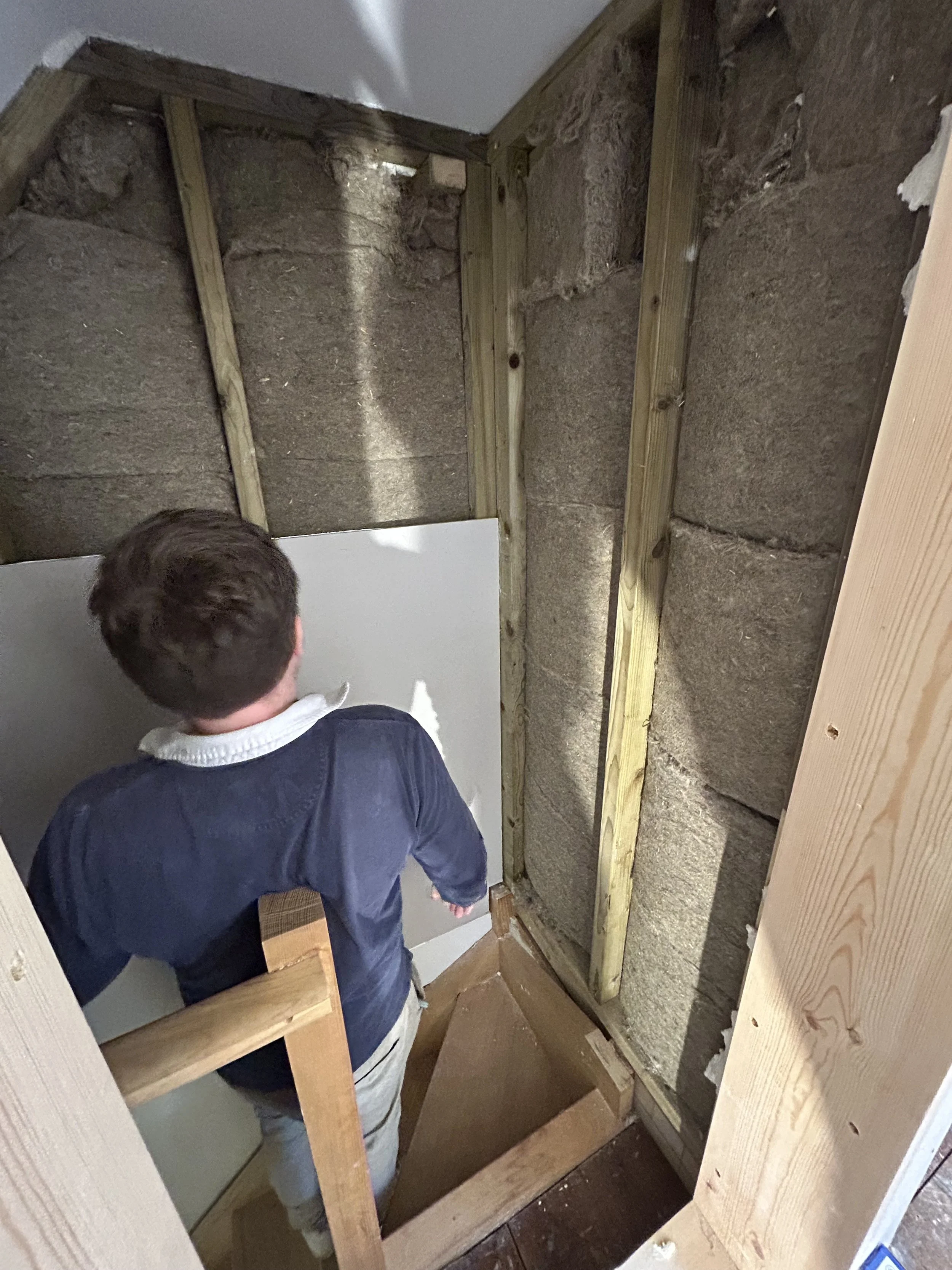 Loft Staircase (descent).jpg