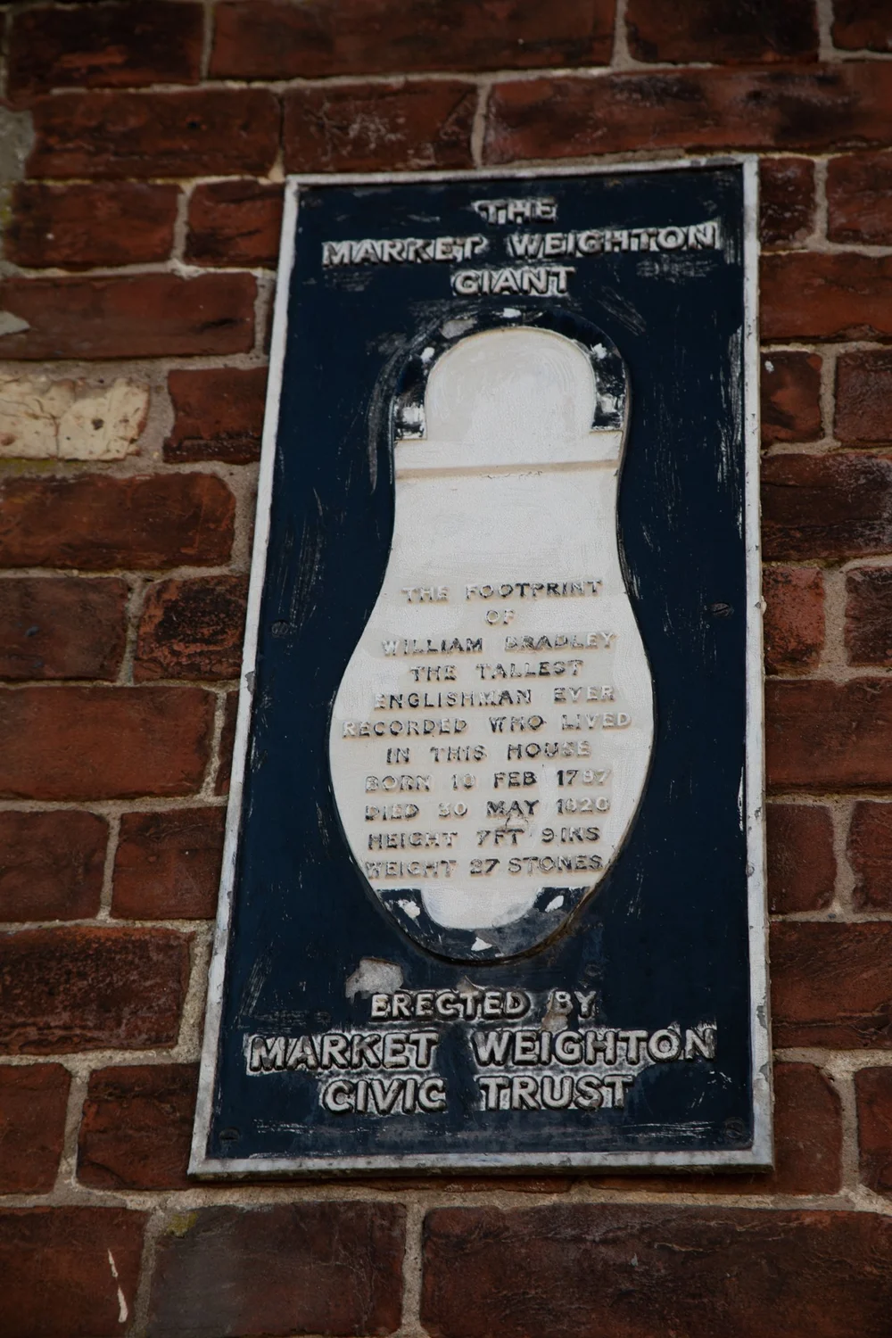 Giant's footprint.jpg