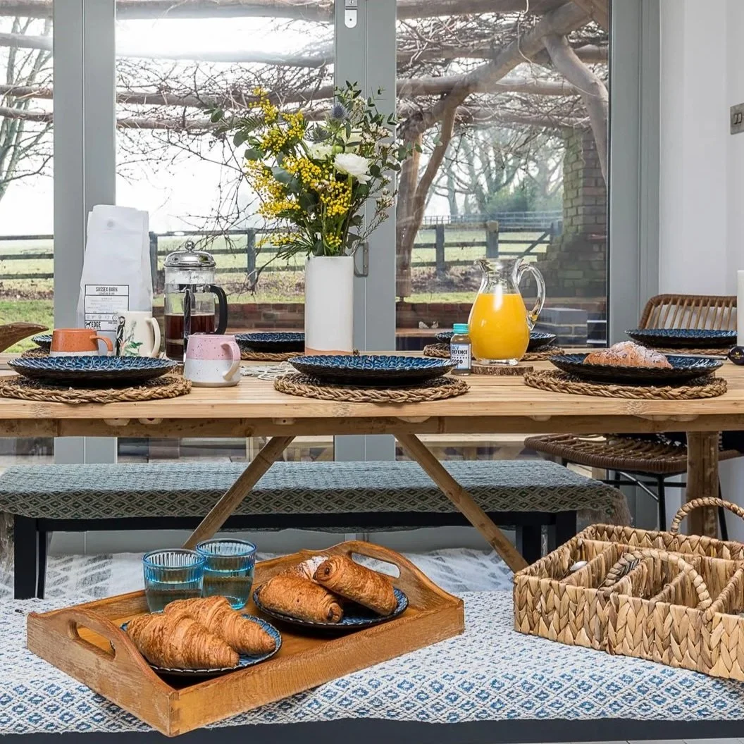 westerlands-lower-barn-house-kitchen-breakfast.jpg