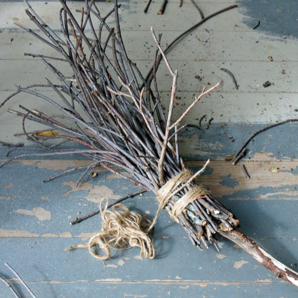 WildRoots: Witches &amp; Wizards Broom Making