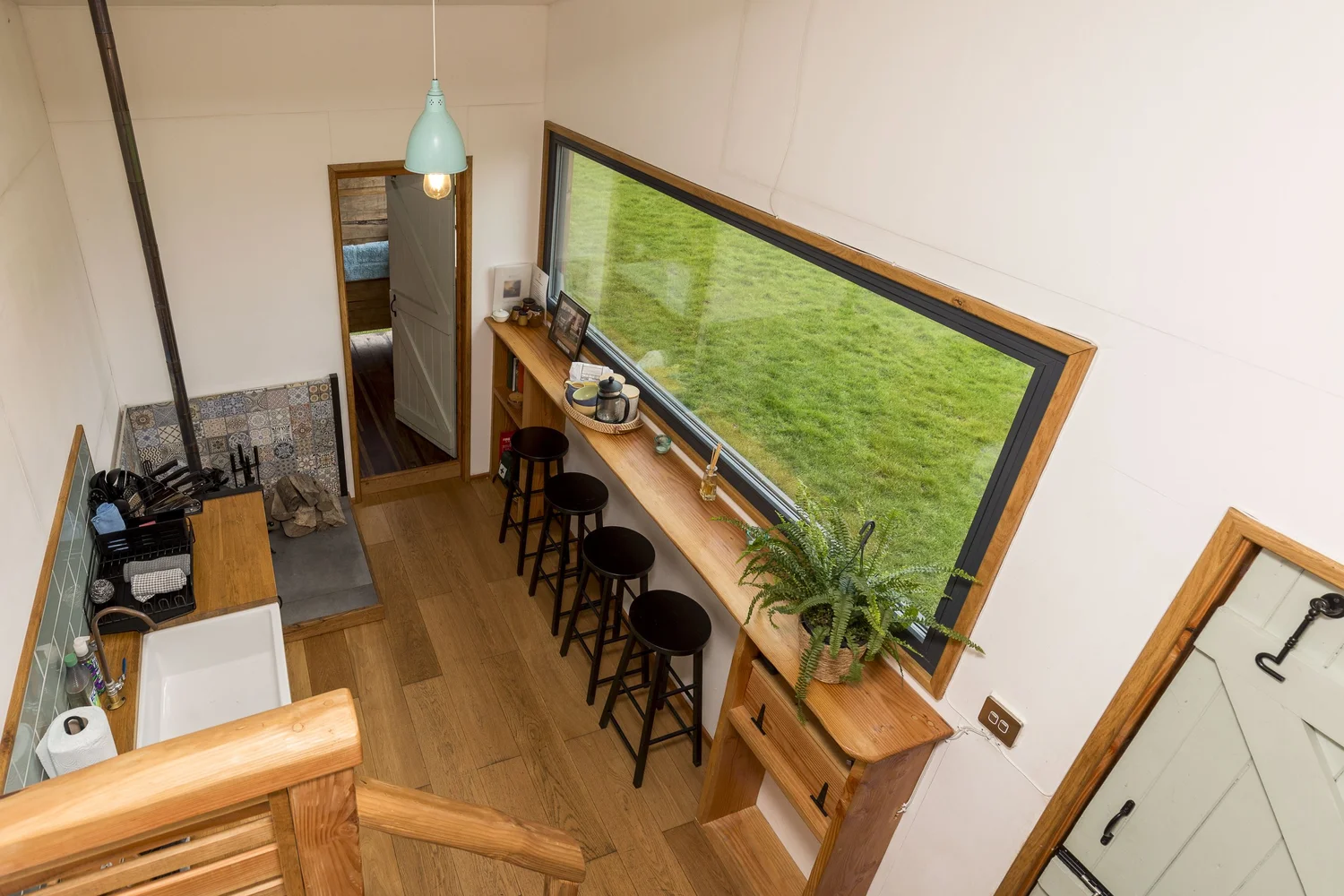 Timber Country | West Sussex | Off-grid wood cabin-hide | observe ...