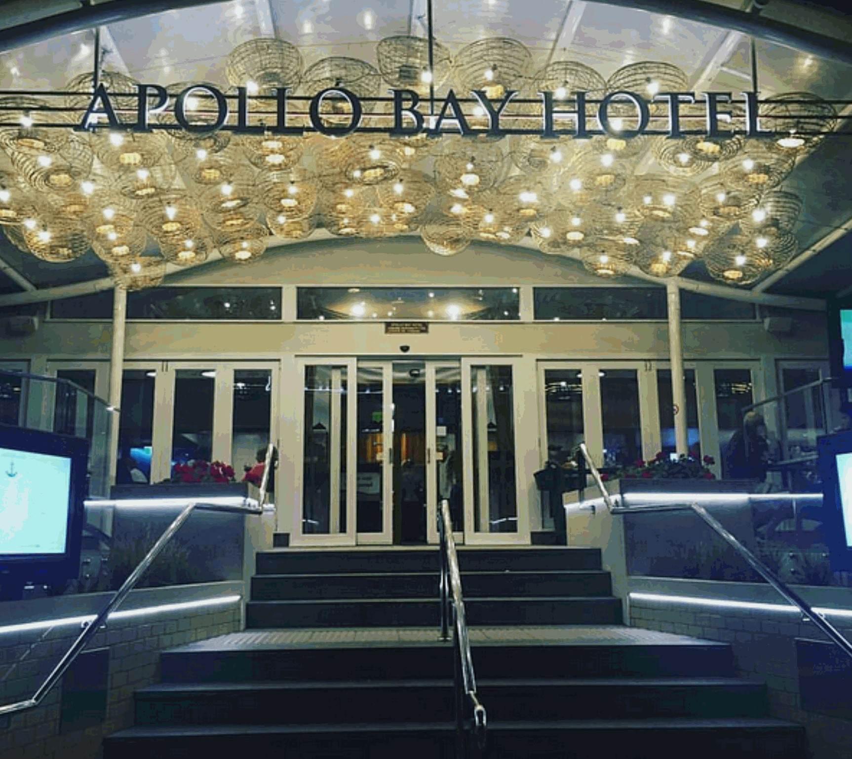 The entrance to The Apollo Bay Hotel, Great Ocean Road, Victoria.